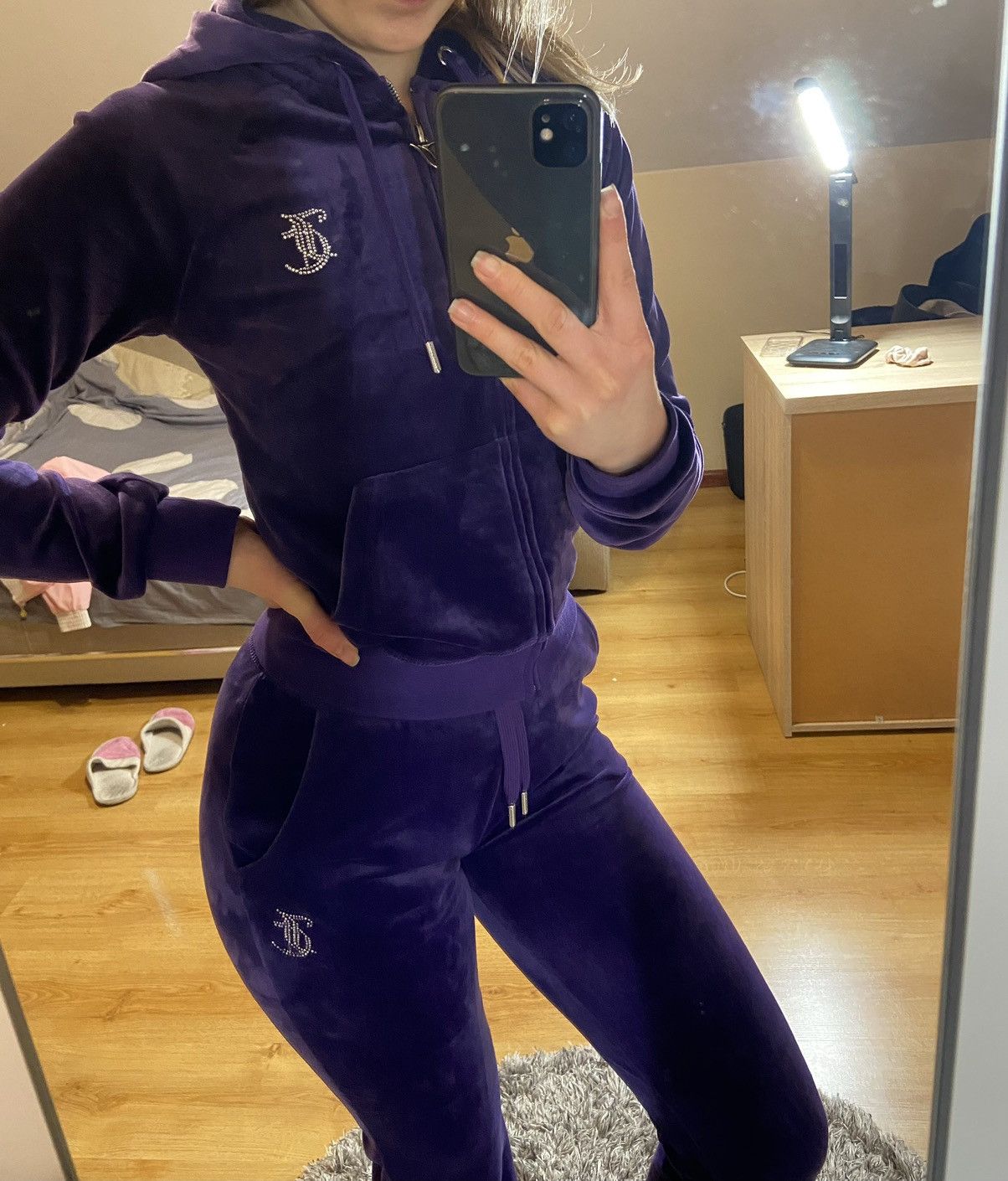 Juicy Couture × Vintage Vintage style y2k Juicy Couture velour tracksuit set velvet Size XXS / US 00 / IT 34 - 6 Thumbnail