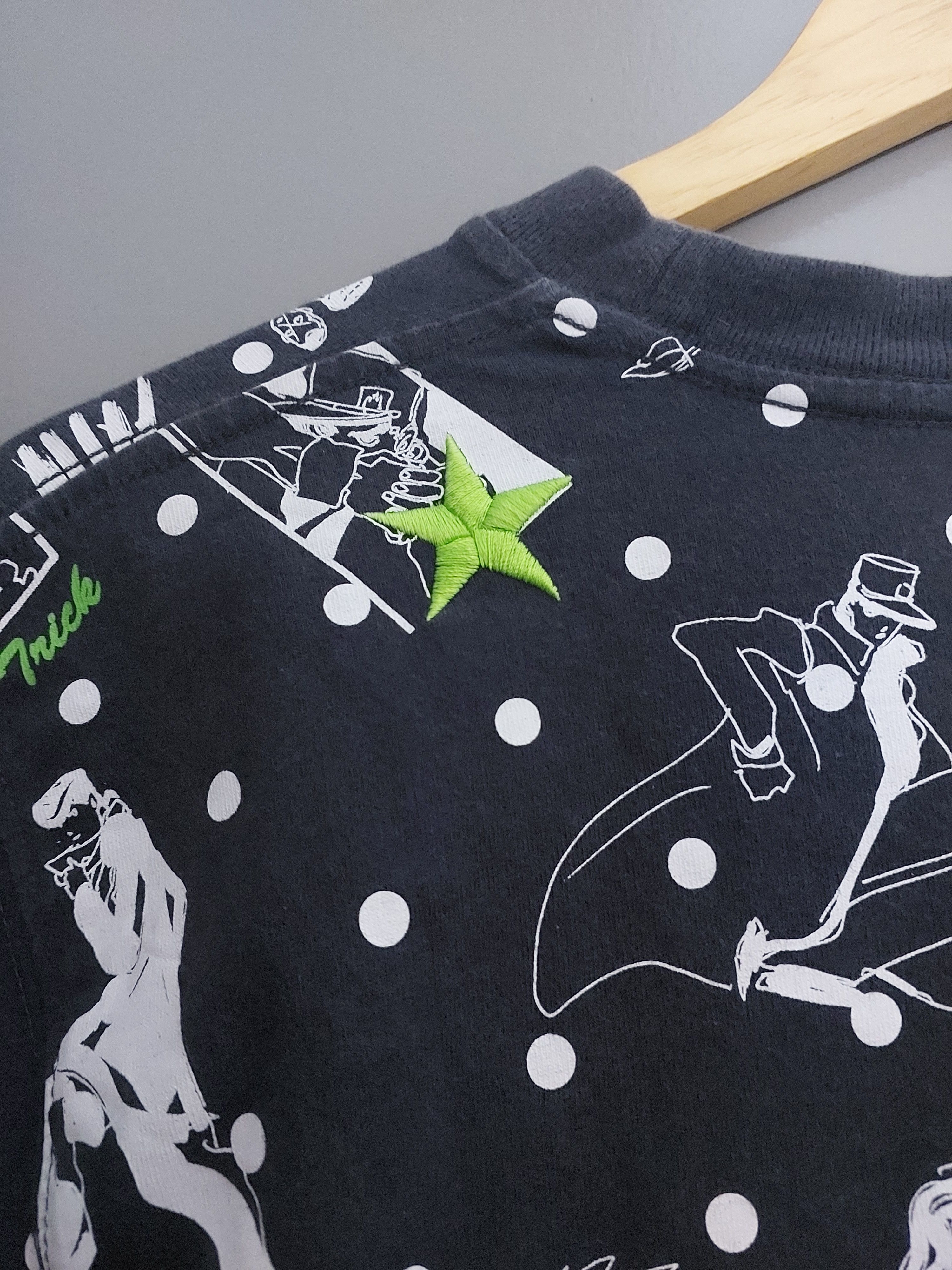 Anime JOJO'S BIZARRE ADVENTURE ANIME EXHIBITION TEE Size US S / EU 44-46 / 1 - 10 Thumbnail