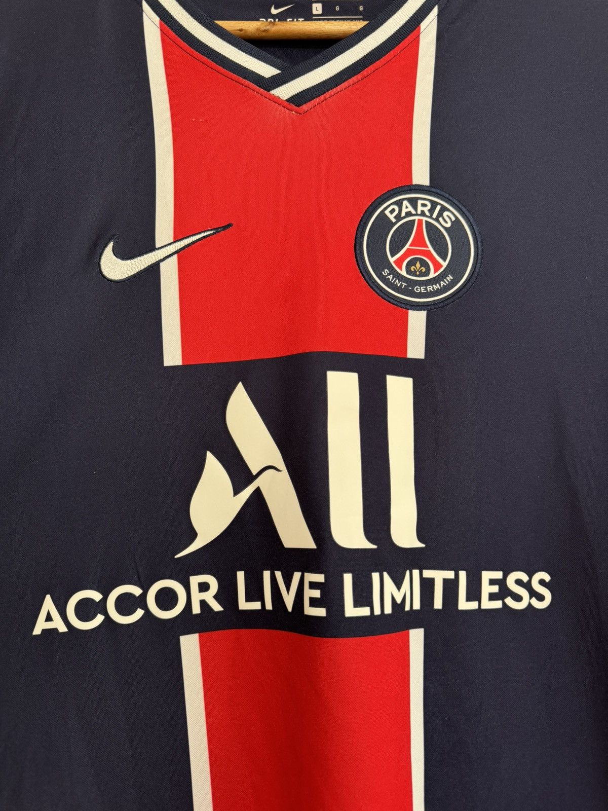Nike PSG Paris Saint Germain 2020-2021 Home Soccer Jersey Kit Size US L / EU 52-54 / 3 - 6 Thumbnail
