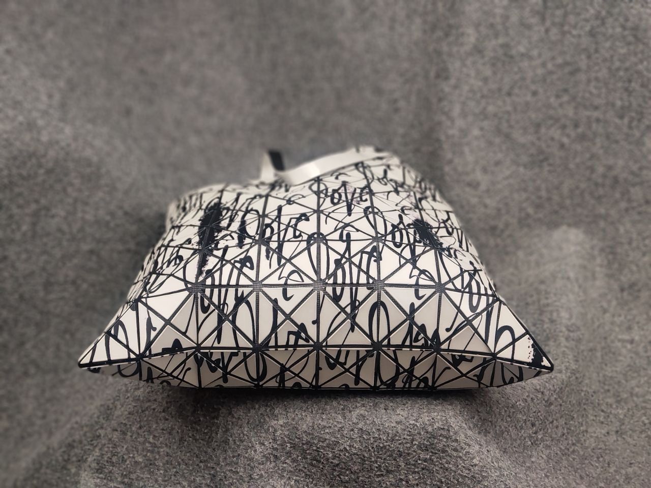 Issey Miyake Issey Miyake Bao Bao Japan Curtis Krig Tote Bag Black Art Size ONE SIZE - 9 Thumbnail