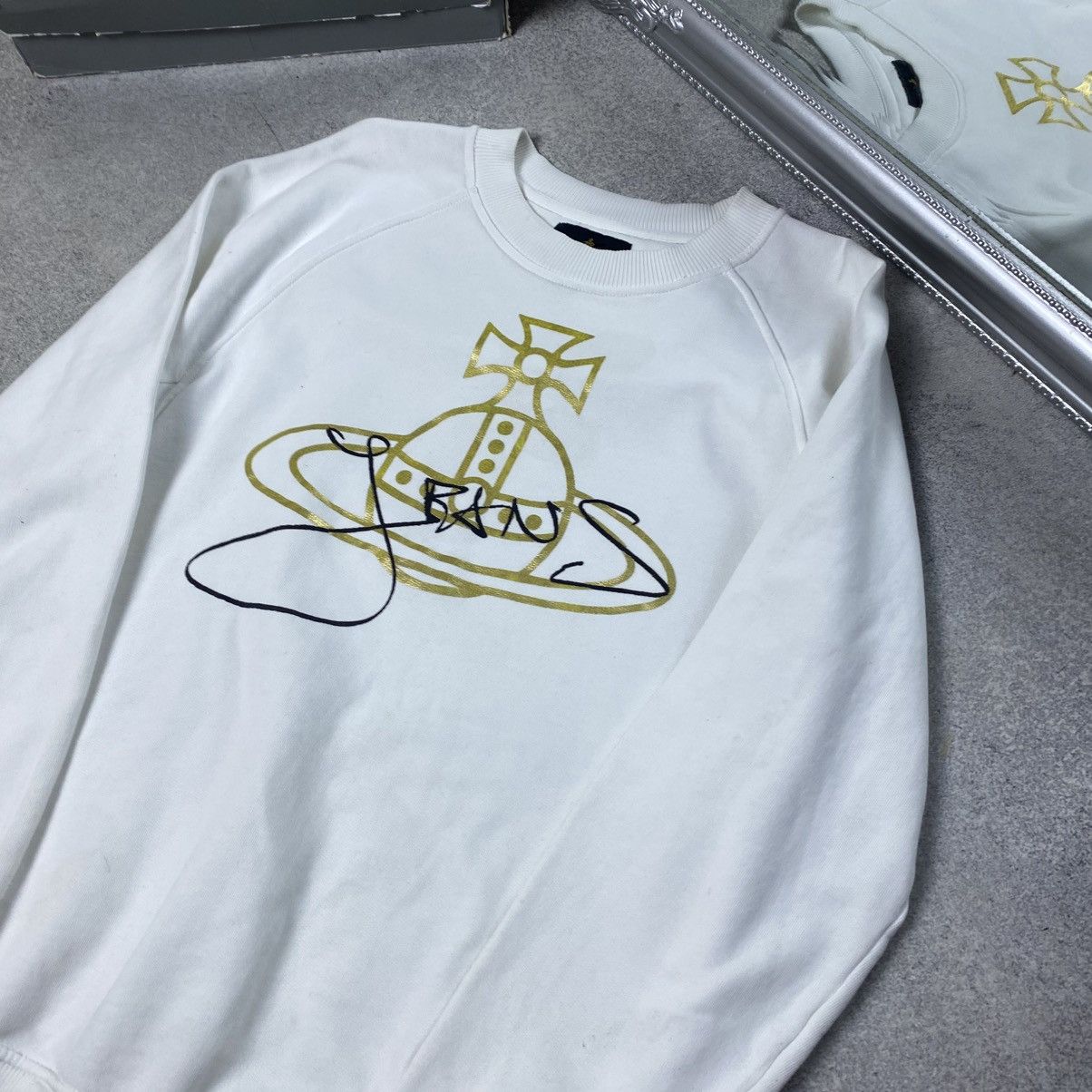 Vivienne Westwood Vintage Vivienne Westwood Big Logo Sweatshirt Y2K Size US XS / EU 42 / 0 - 2 Thumbnail
