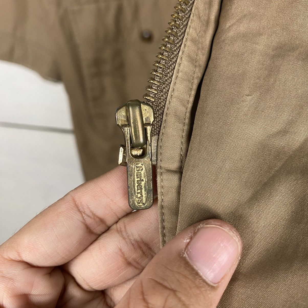 Burberry Burberrys overcoat hoodie jacket Size US M / EU 48-50 / 2 - 16 Thumbnail