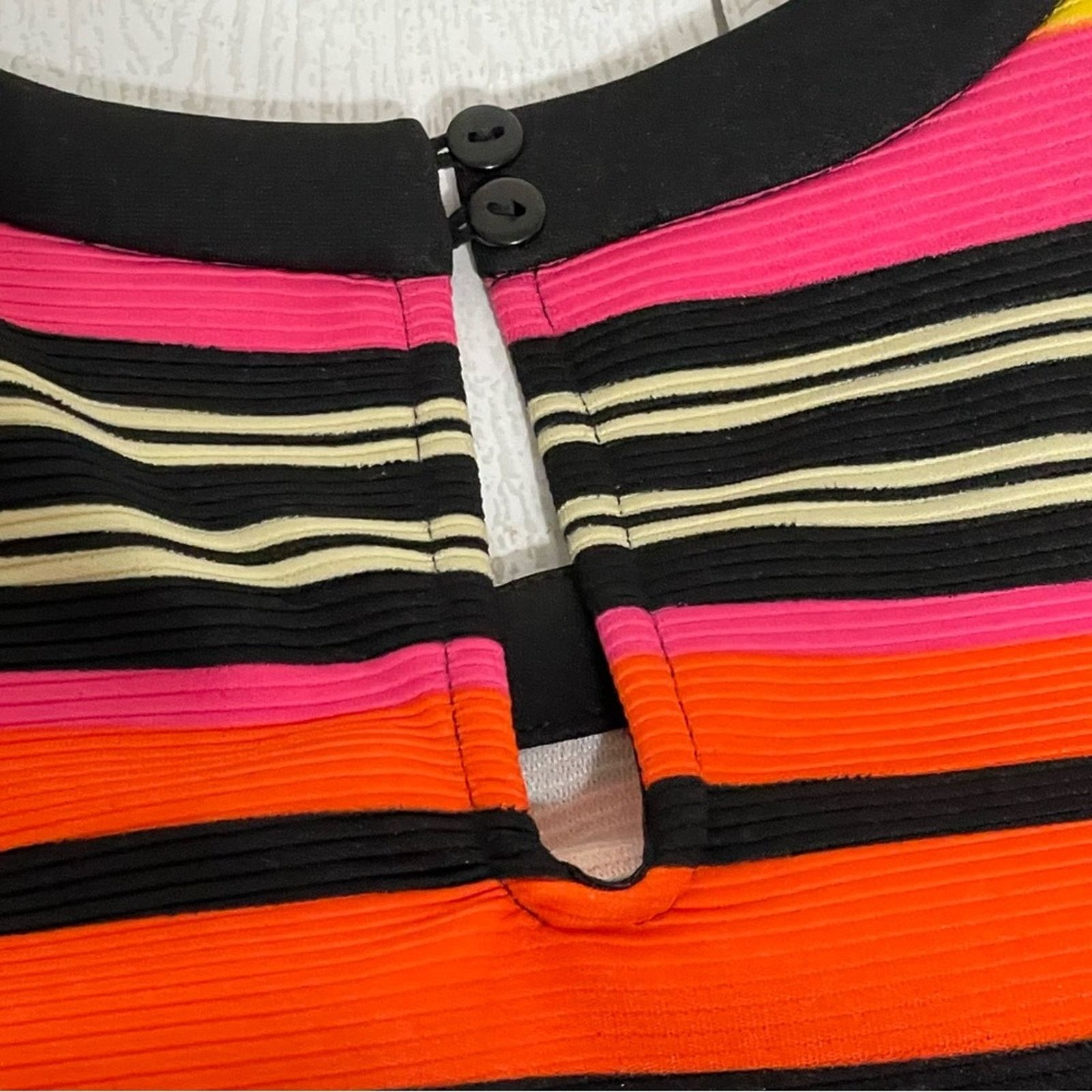 Other NY & Co 7th Ave Striped Faux Wrap Crop Top XXL KeyholeL Size XXL / US 16-18 / IT 52-54 - 7 Thumbnail