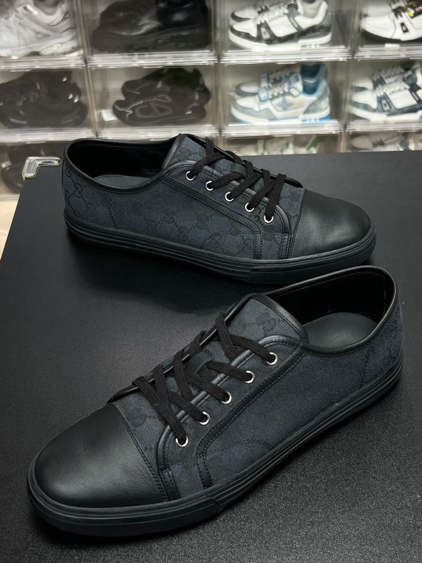Gucci Gucci Canvas Printed Black Lowtop Sneakers 12 Men Size US 12 / EU 45 - 1 Thumbnail