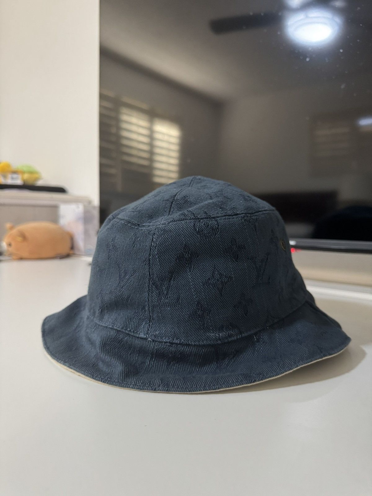 Louis Vuitton Louis Vuitton Virgil Denim/Beige Reversible Bucket Hat Size ONE SIZE - 1 Thumbnail