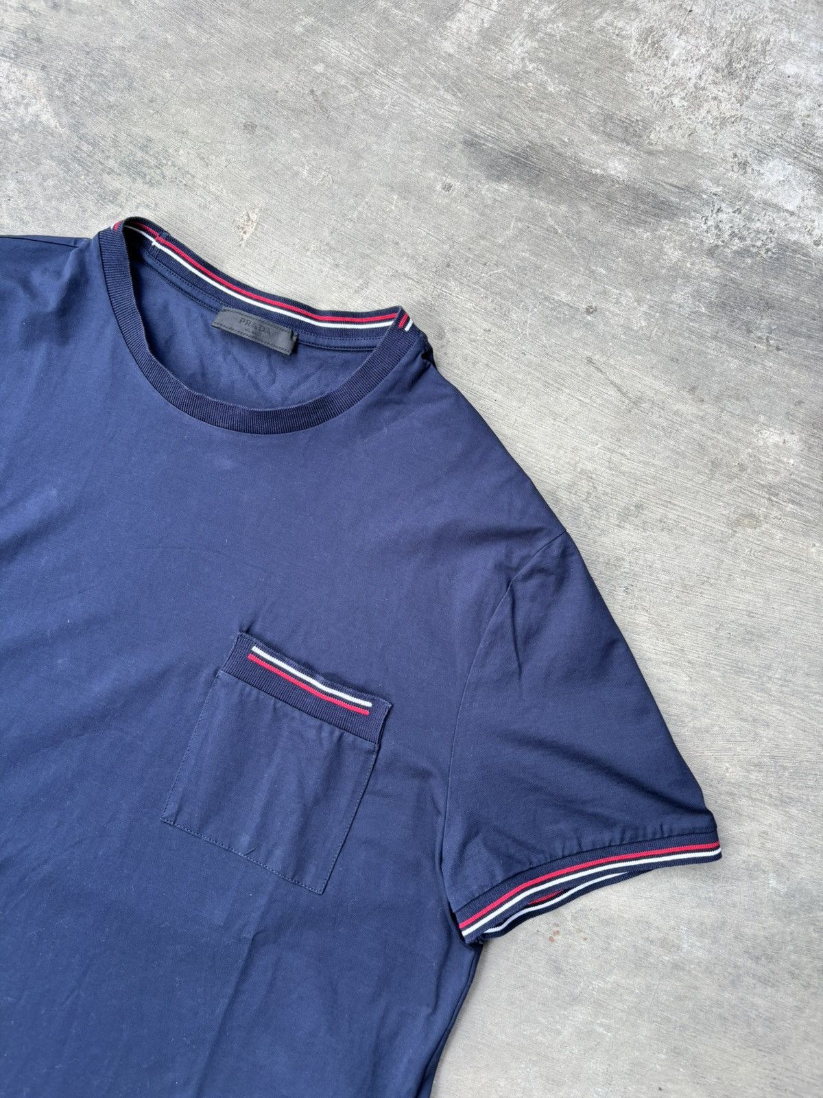 Prada Prada Milano Men's Chest Pocket Tee Navy Size US L / EU 52-54 / 3 - 2 Thumbnail
