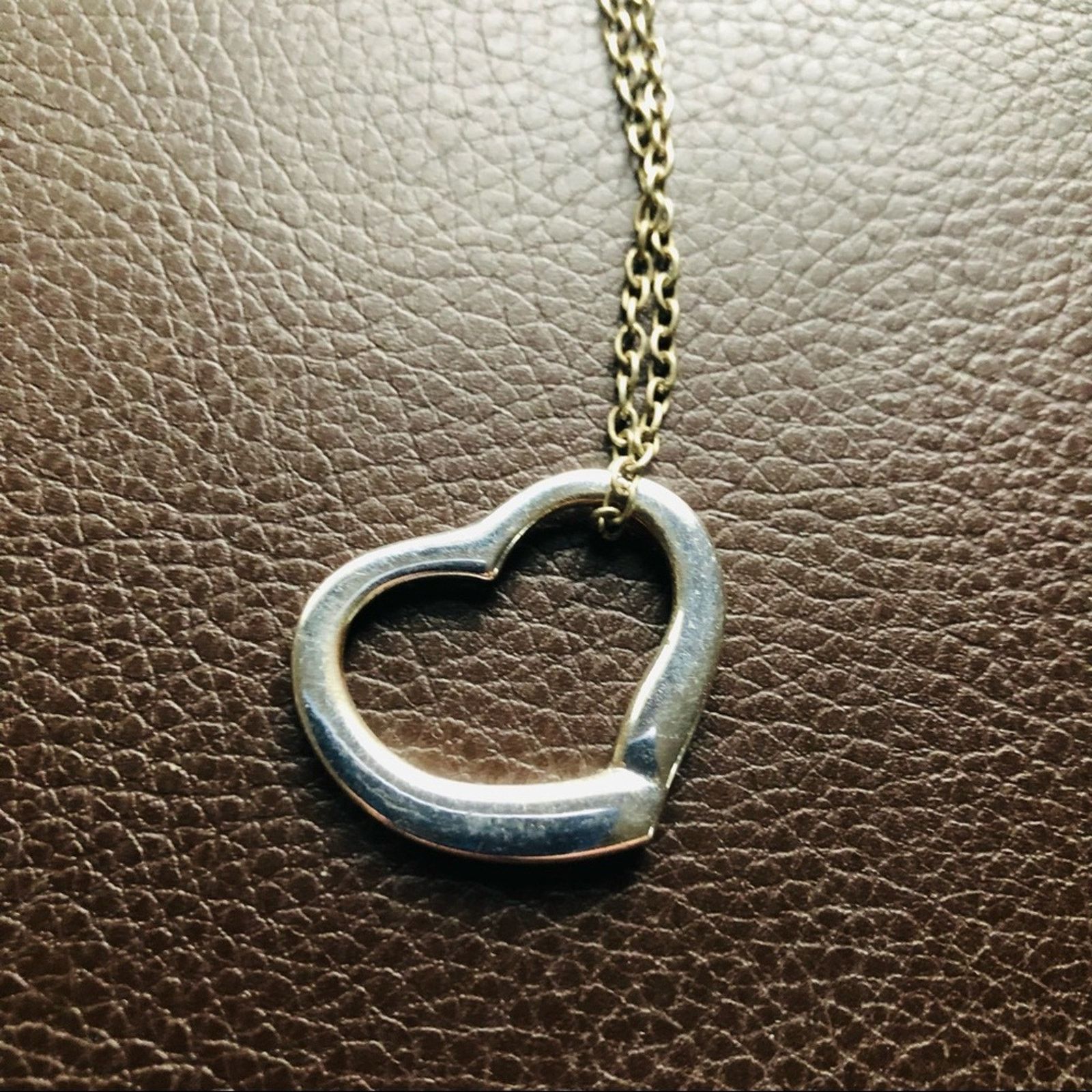 Vintage Vintage silver plated open heart pendant on chain necklace Size ONE SIZE - 7 Thumbnail