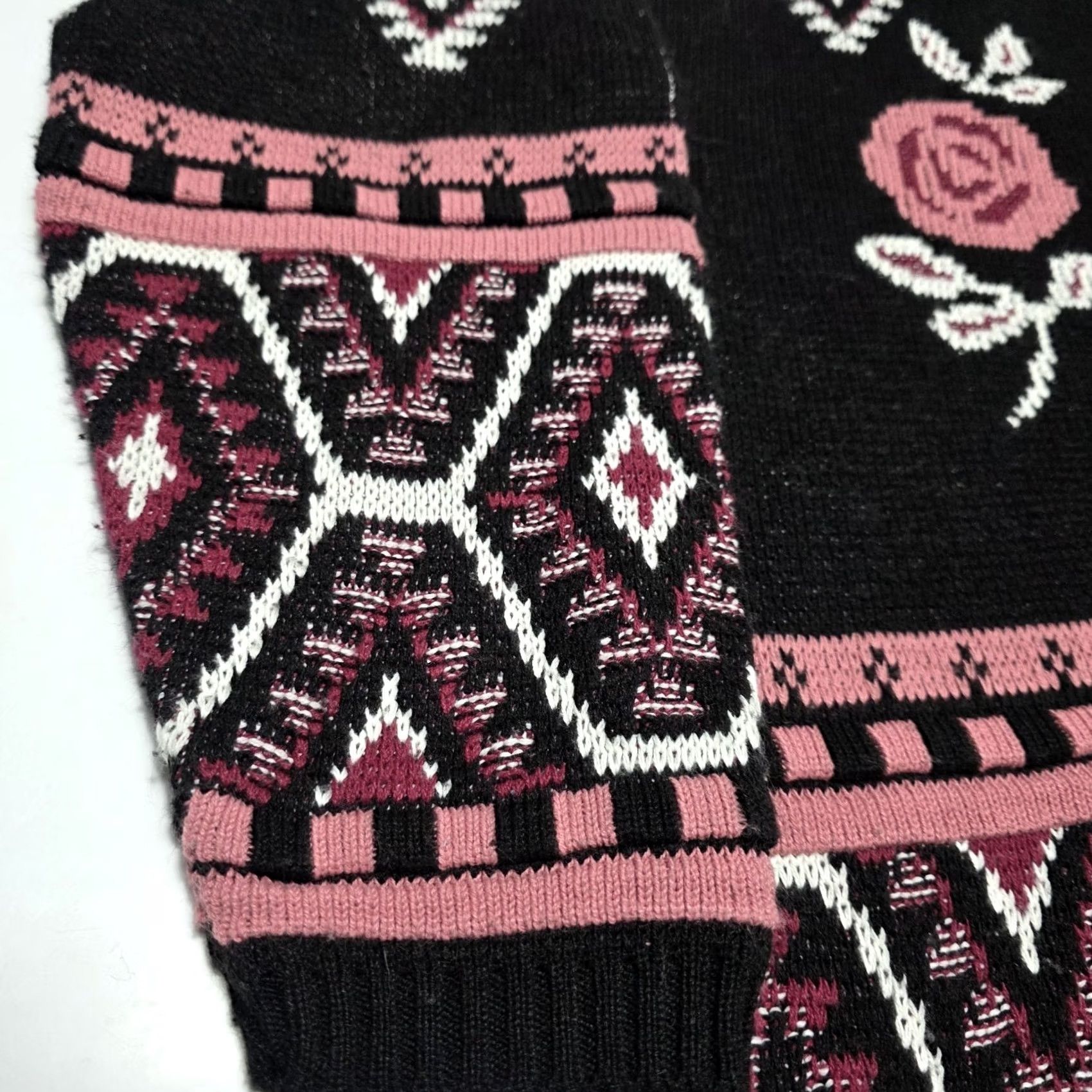 Pinko VINTAGE Cafe La Vie Black Pink Floral Women’s MockNeck Sweater L USA Shirt Ladies 1990s Casual Geometric Size L / US 10 / IT 46 - 2 Thumbnail