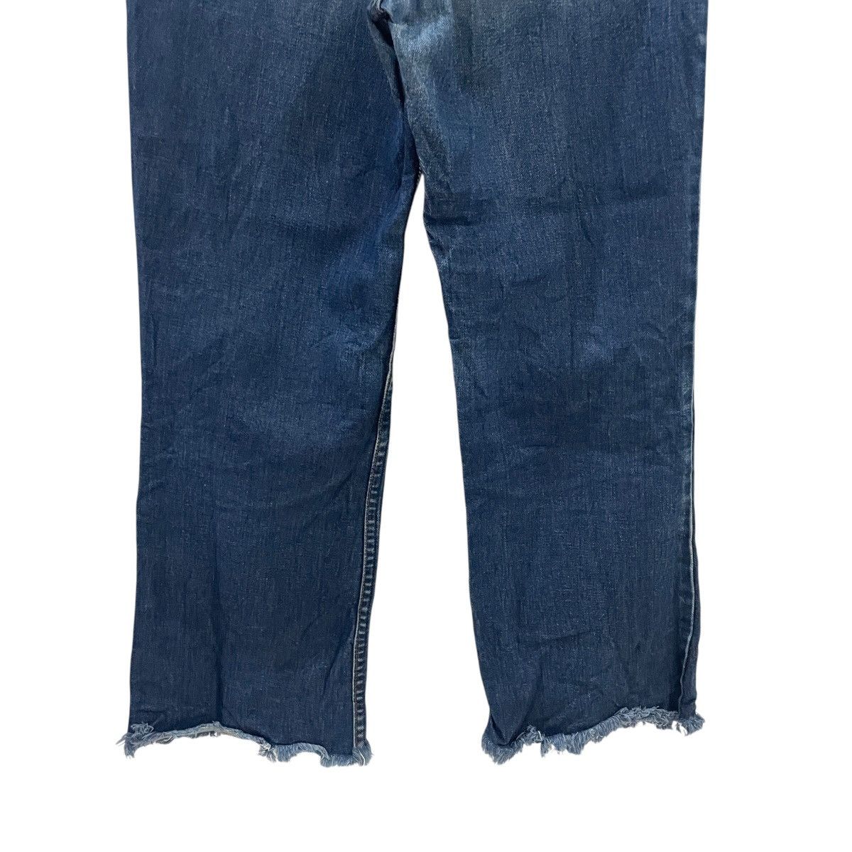 Levi's Vintage Levis Distressed Denim Size US 26 / EU 42 - 7 Thumbnail