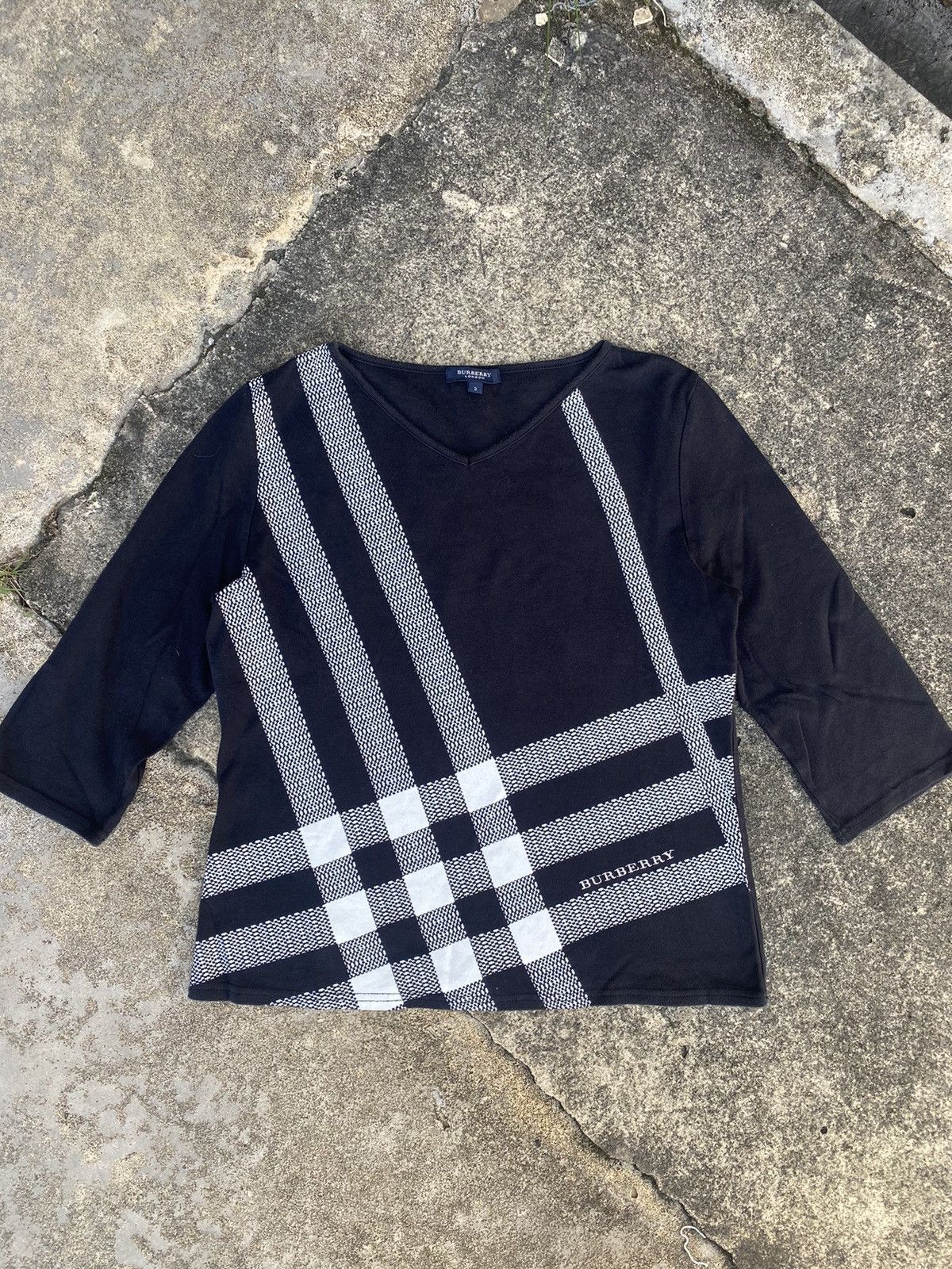 Burberry × Vintage Burberry London Blue Label Longsleeve Tshirt Size S / US 4 / IT 40 - 1 Thumbnail