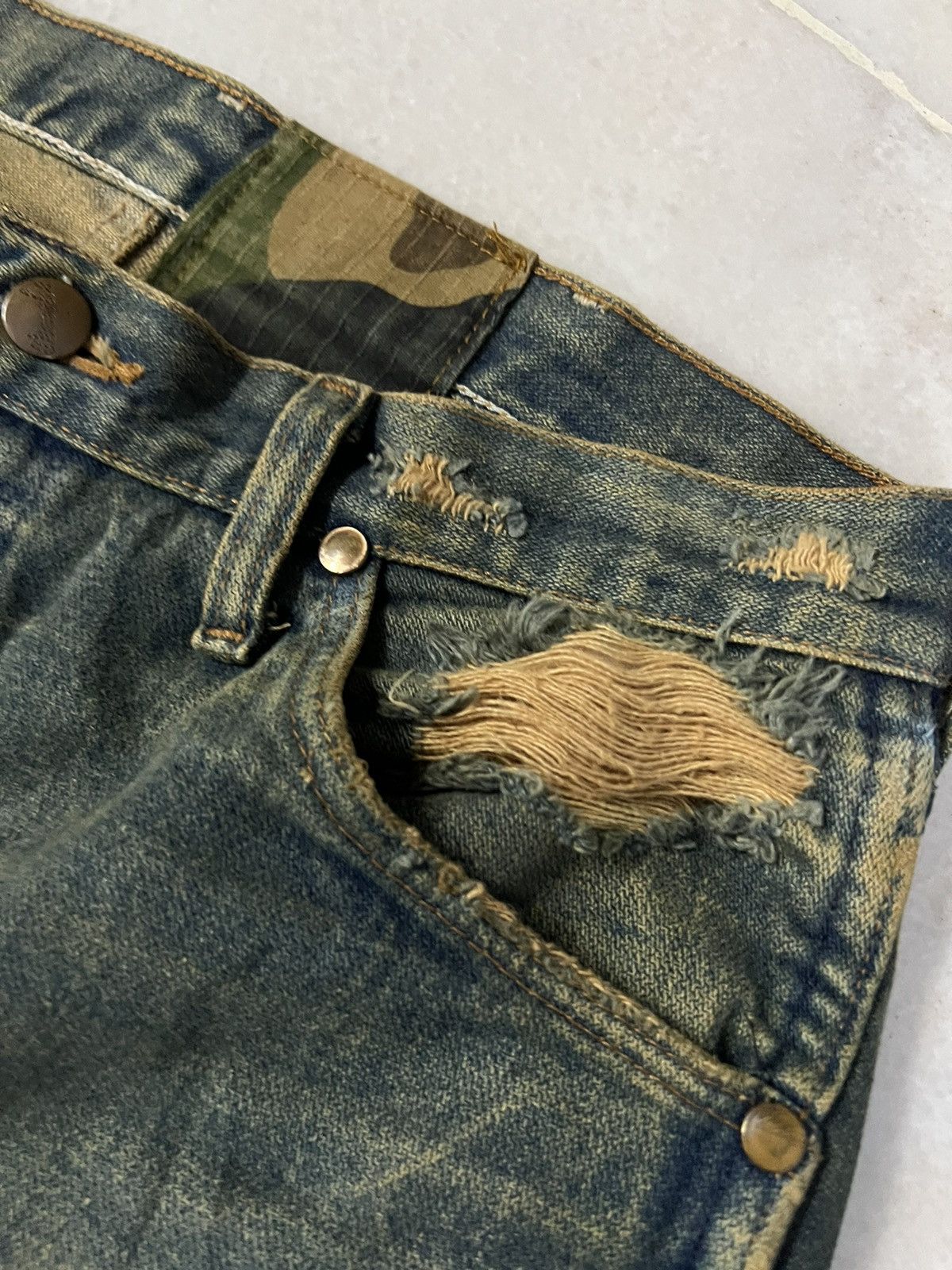 Wrangler Wrangler Distressed Rusty Jeans W30 Size US 30 / EU 46 - 8 Thumbnail