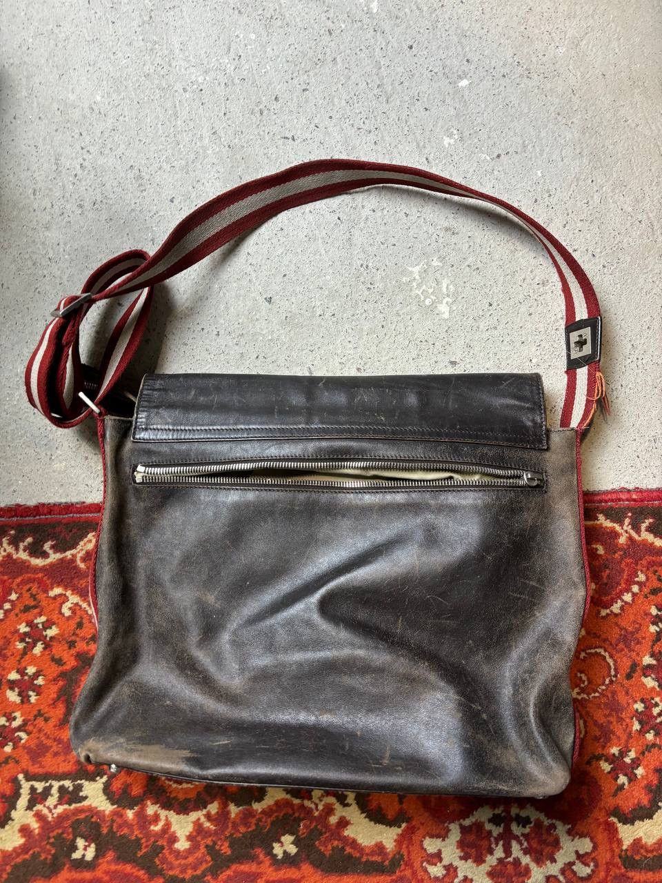 Bally × Vintage Vintage Y2K Bally Leather Messenger Crossbody Shoulder Bag Size ONE SIZE - 10 Thumbnail