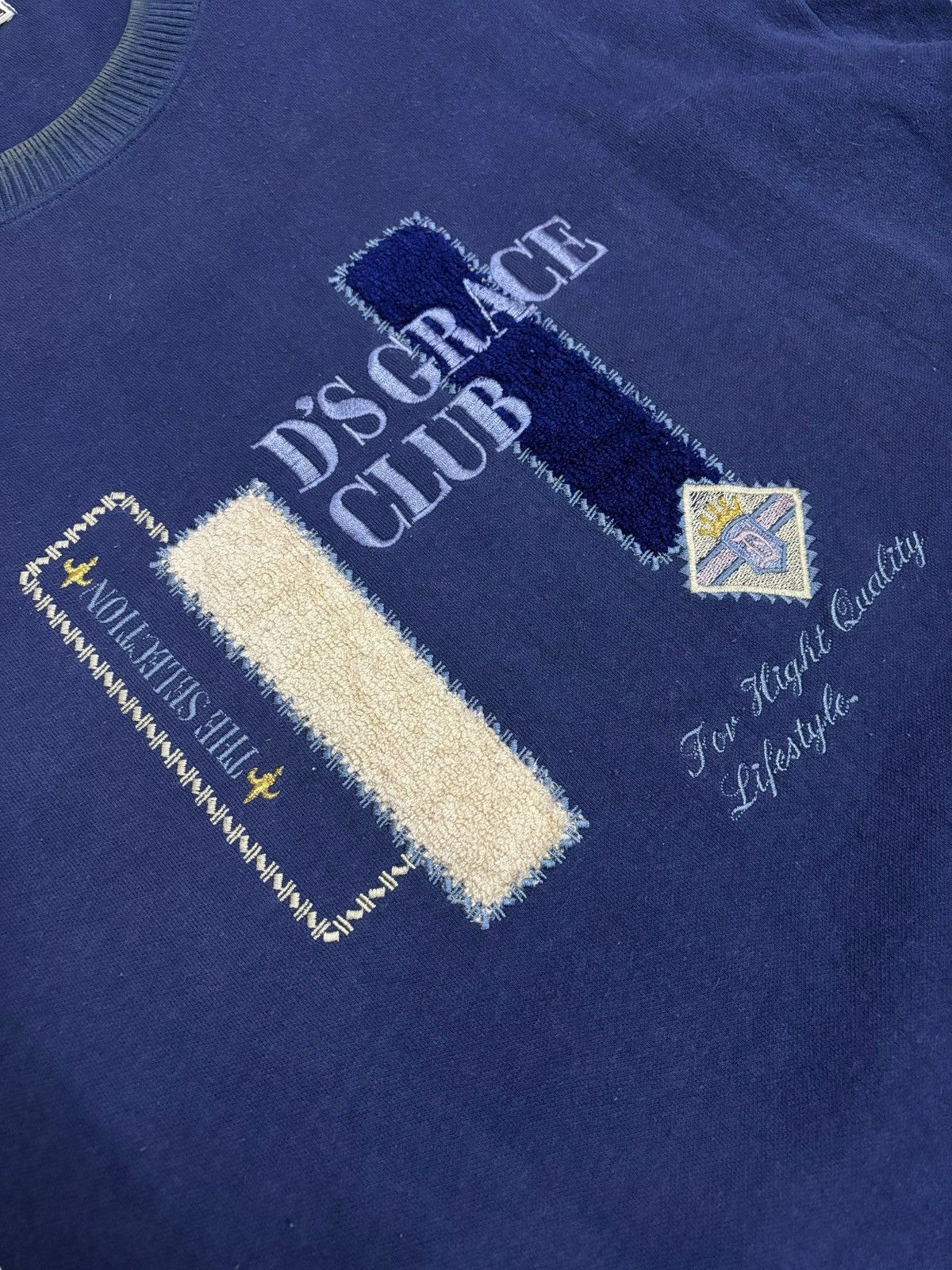 Japanese Brand × Vintage 90s Vtg Disgrace Club Embroidered Logo Sweatshirt Size US L / EU 52-54 / 3 - 6 Thumbnail