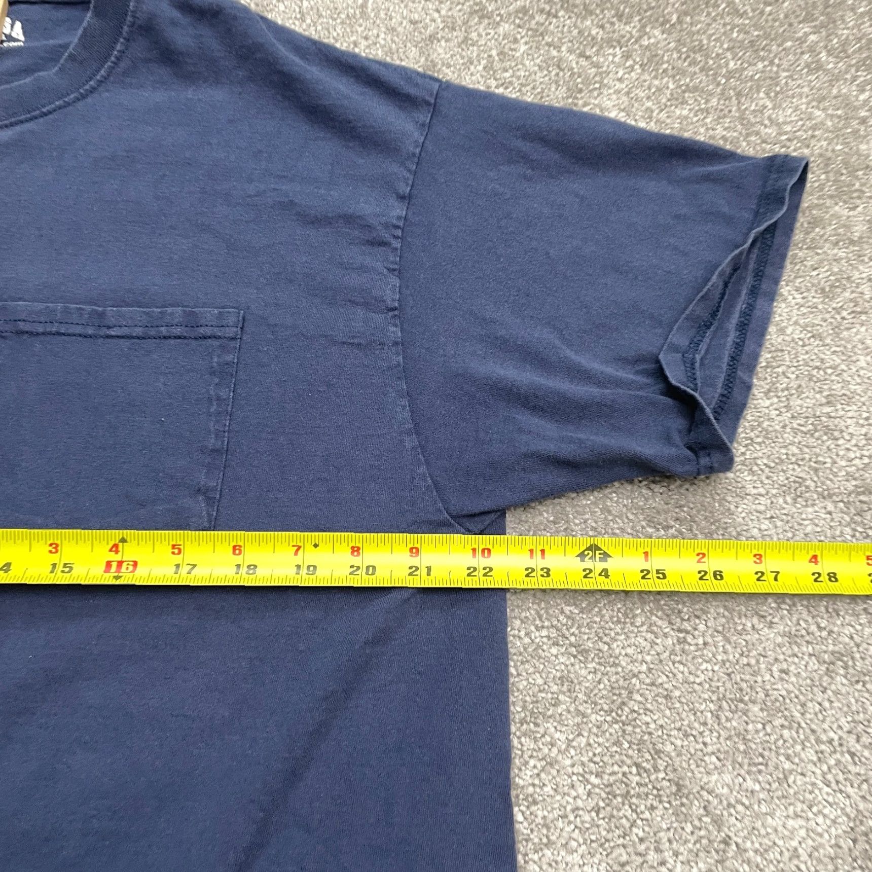 Essentials Joe's USA Basic Essential T-Shirt Mens Large Blue Crew Short Sleeve Pocket Tee Size US L / EU 52-54 / 3 - 6 Thumbnail