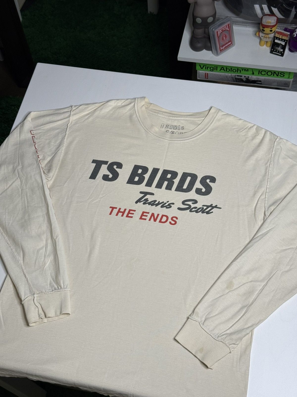 Travis Scott OG Travis Scott Birds Tour L/S Tee “Cream” [M] PREOWNED Size US M / EU 48-50 / 2 - 1 Thumbnail
