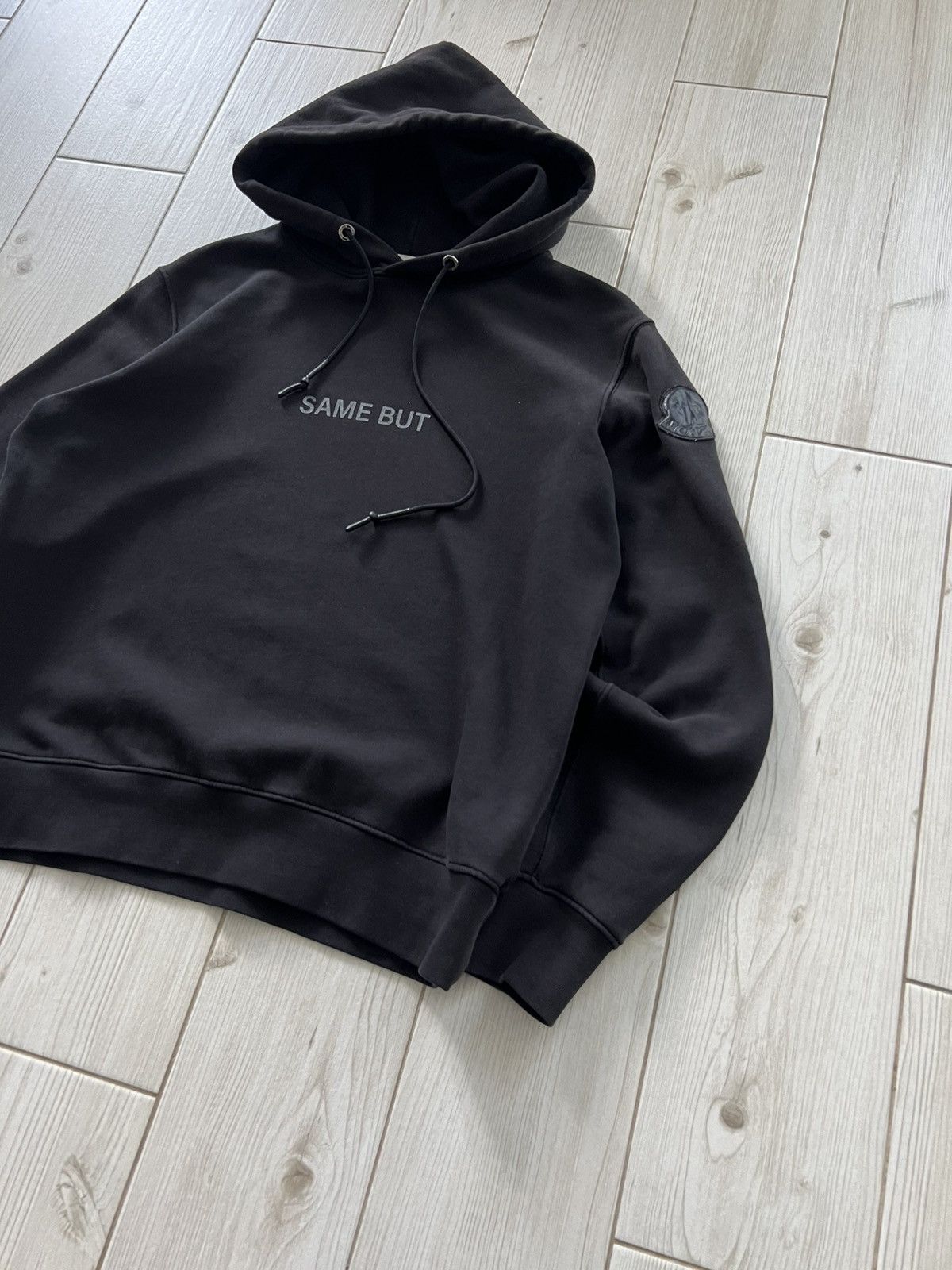 Moncler MONCLER Black Hoodie Same But Different Big Logo Patch Size US S / EU 44-46 / 1 - 12 Thumbnail