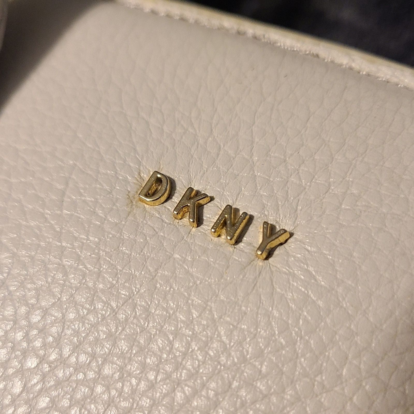 DKNY DKNY Cream Leather Purse Size ONE SIZE - 2 Thumbnail