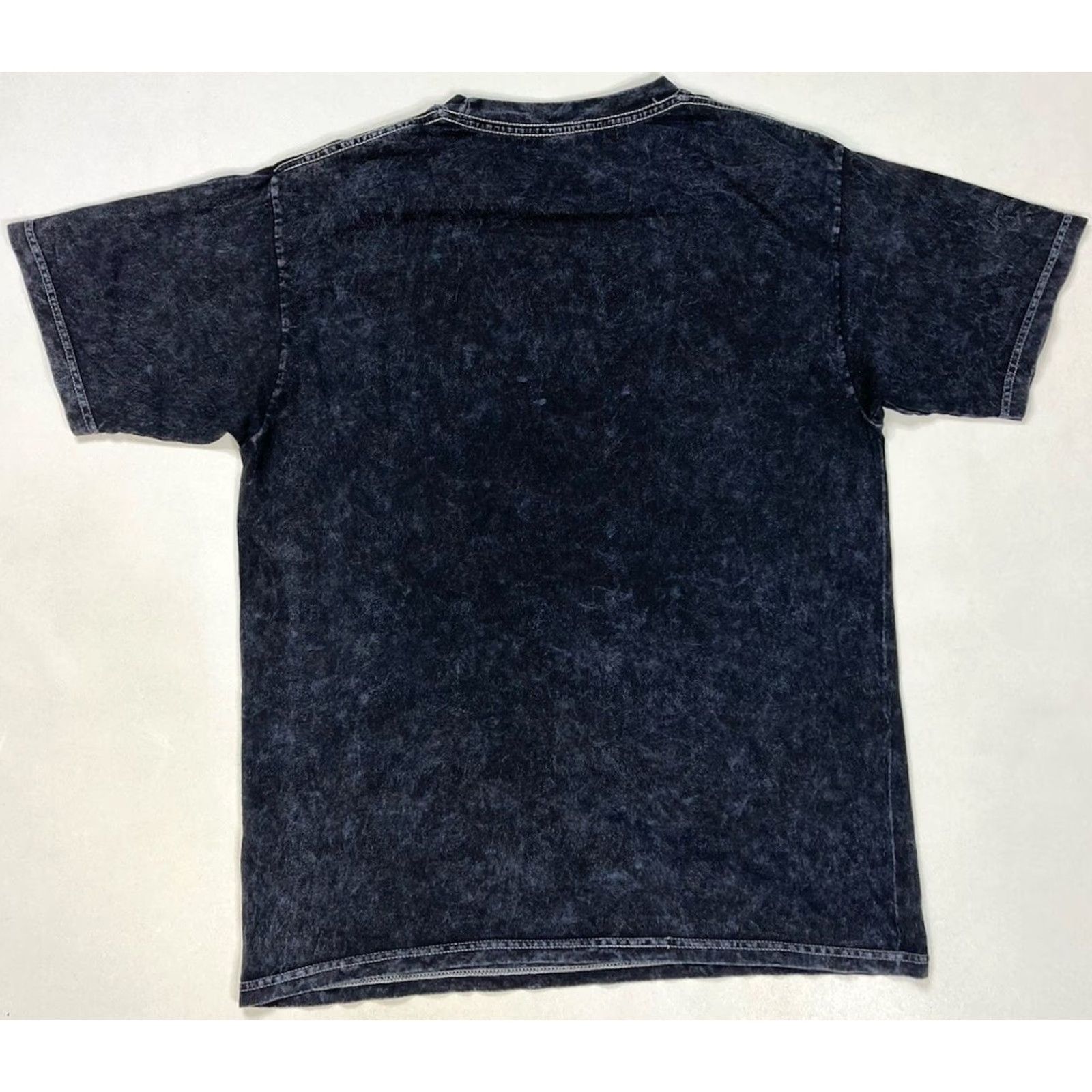 Vintage VINTAGE Aaliyah Graphic T-shirt Women Medium Black Acid Wash Music Shirt Size M / US 6-8 / IT 42-44 - 3 Thumbnail