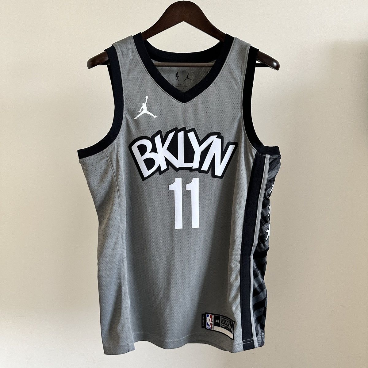 NBA × Nike Kyrie Irving Nets Nike Swingman Statement Jersey L New NBA Size US L / EU 52-54 / 3 - 2 Thumbnail