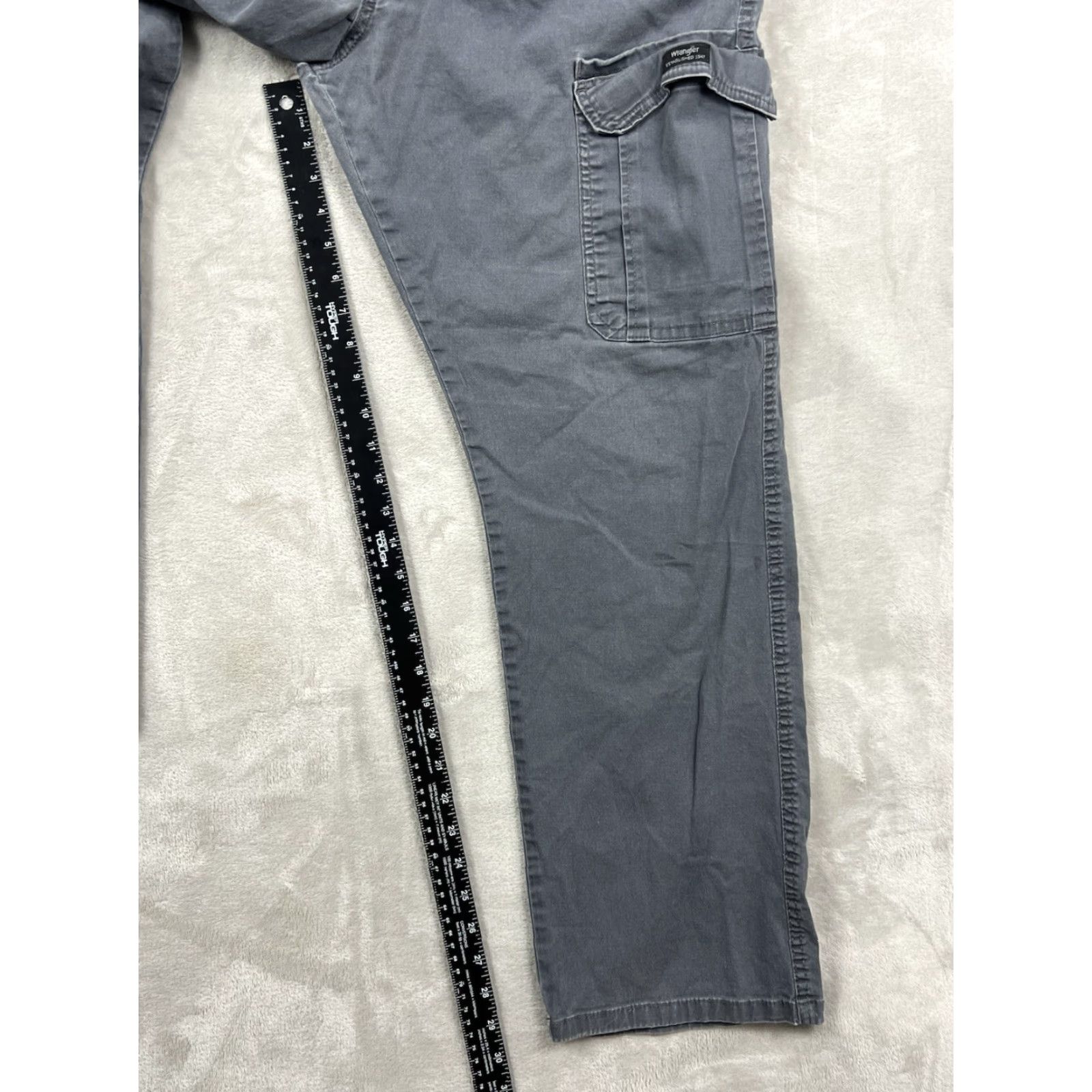 Wrangler Wrangler Five Star Men's Gray Cargo Pants Relaxed Fit Straight Leg Sz 36x32 Size US 36 / EU 52 - 5 Thumbnail