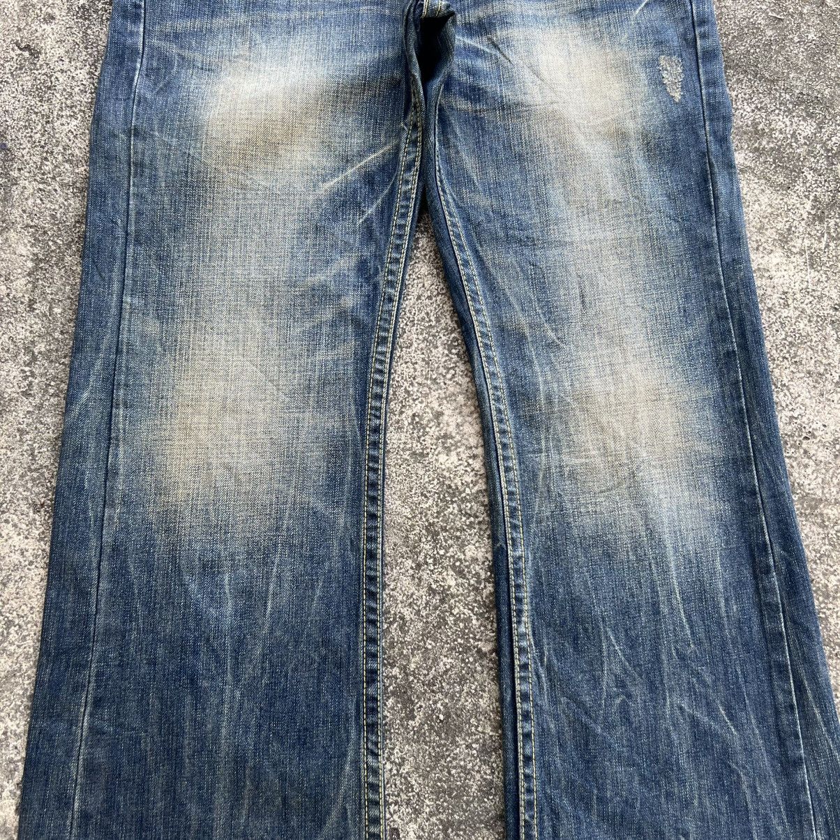 Japanese Brand “RED PEPPER” DISTRESS/FADED BLUE JEANS Size US 30 / EU 46 - 5 Thumbnail