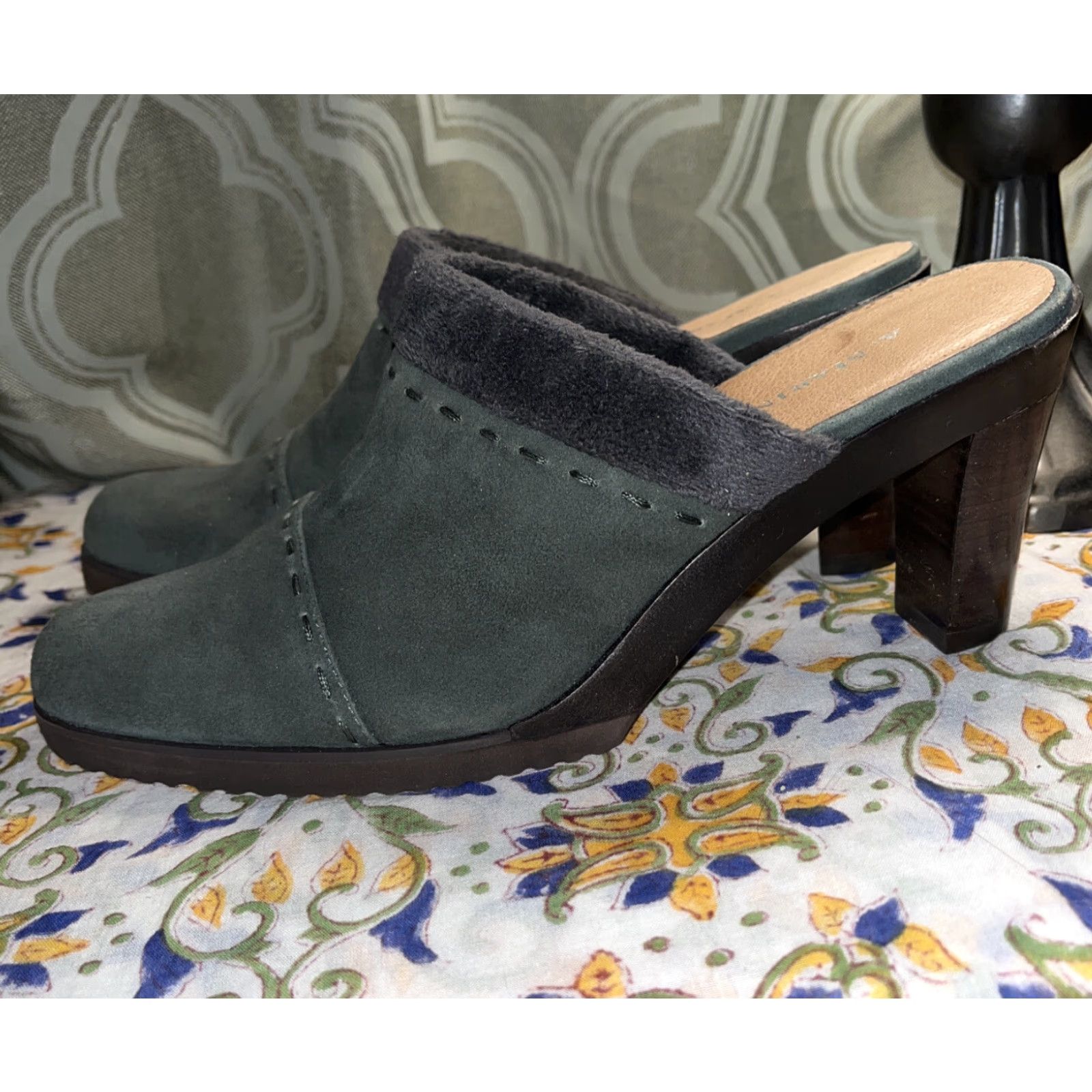 Vintage VINTAGE A. Marinelli Women Mules Suede Gray Cuban Heels Dress Shoes Size 8M Size US 8 / IT 38 - 5 Thumbnail