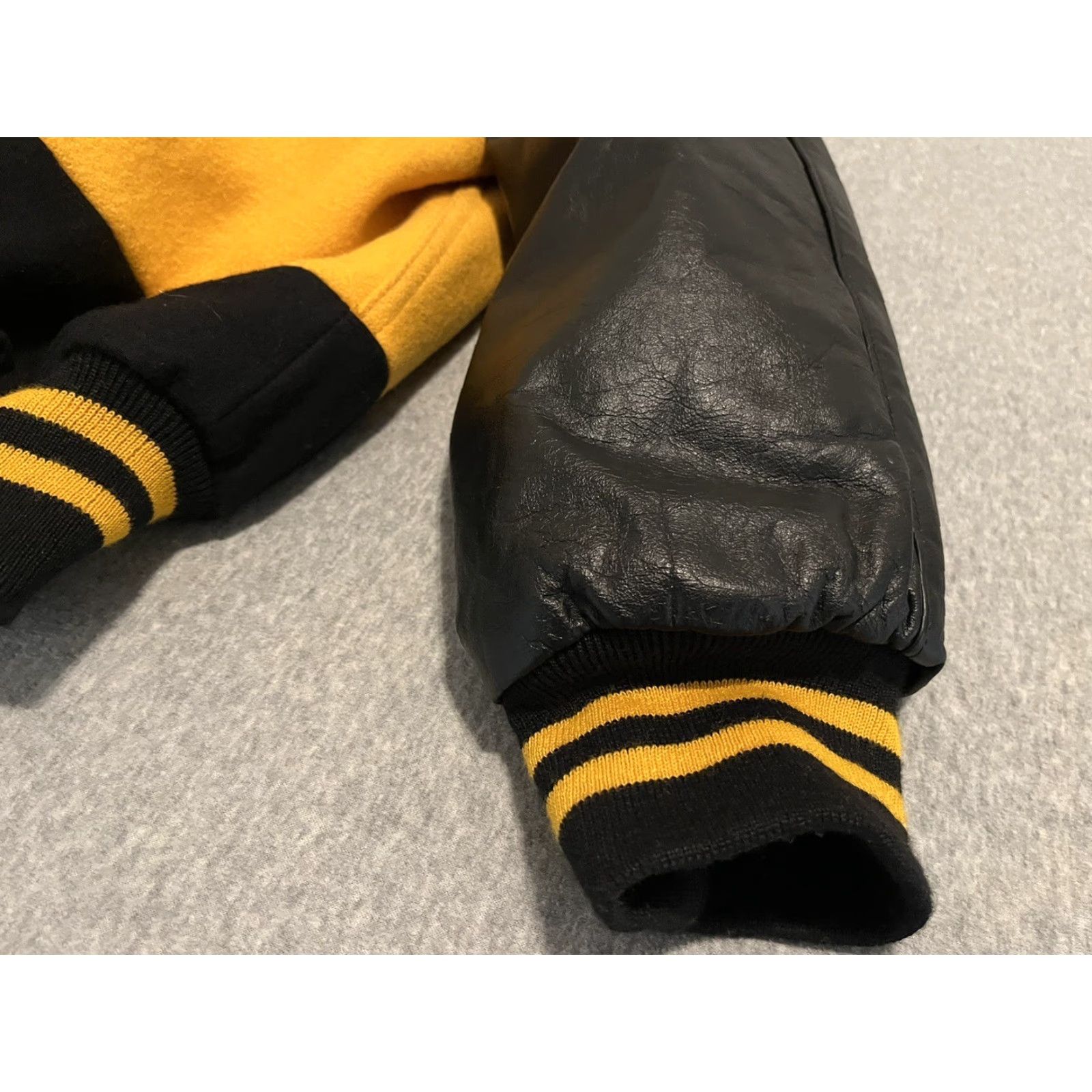 Holloway Holloway Varsity Jacket Wool Leather Yellow Black 3XL Mens Shirt Jacket? Size US XXL / EU 58 / 5 - 7 Thumbnail