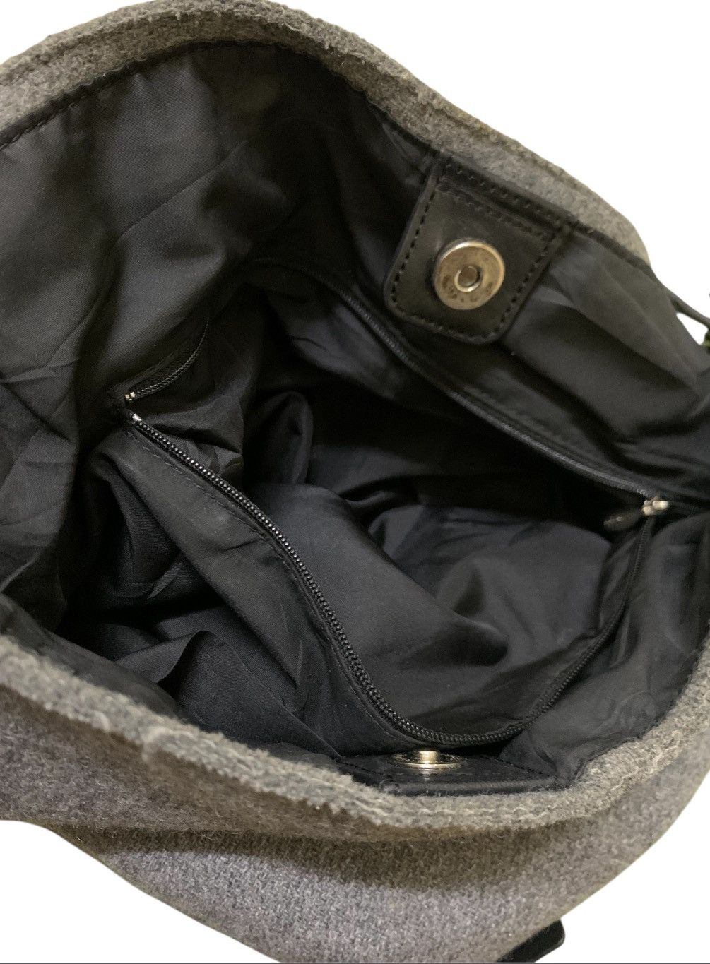 agnes b. Agnes b. Voyage wool shoulder bag Size ONE SIZE - 6 Thumbnail