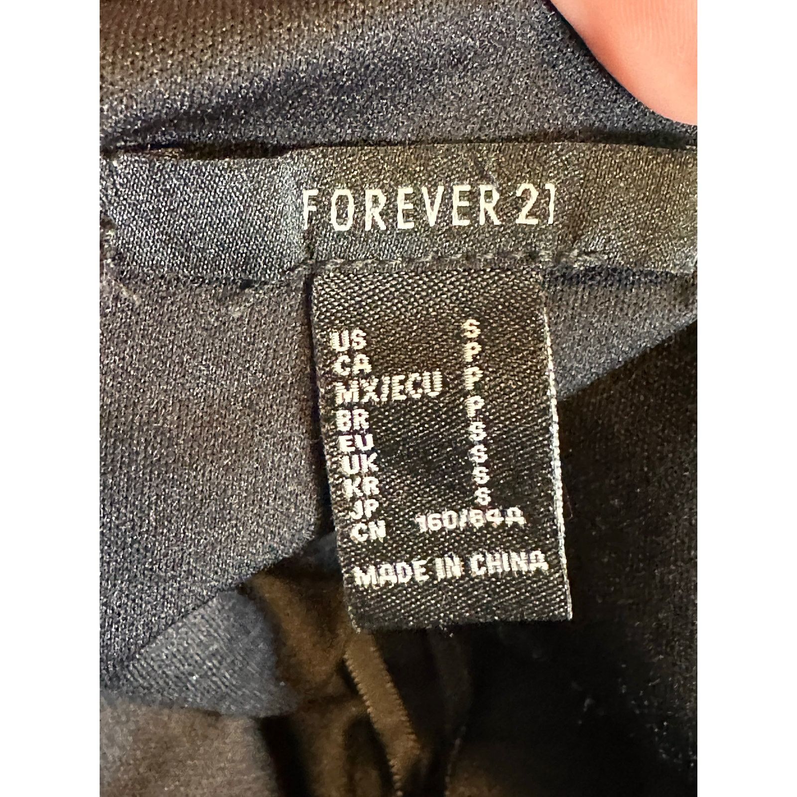 Forever 21 Forever 21 black ruched bodycon mini dress size Small Size S / US 4 / IT 40 - 3 Thumbnail