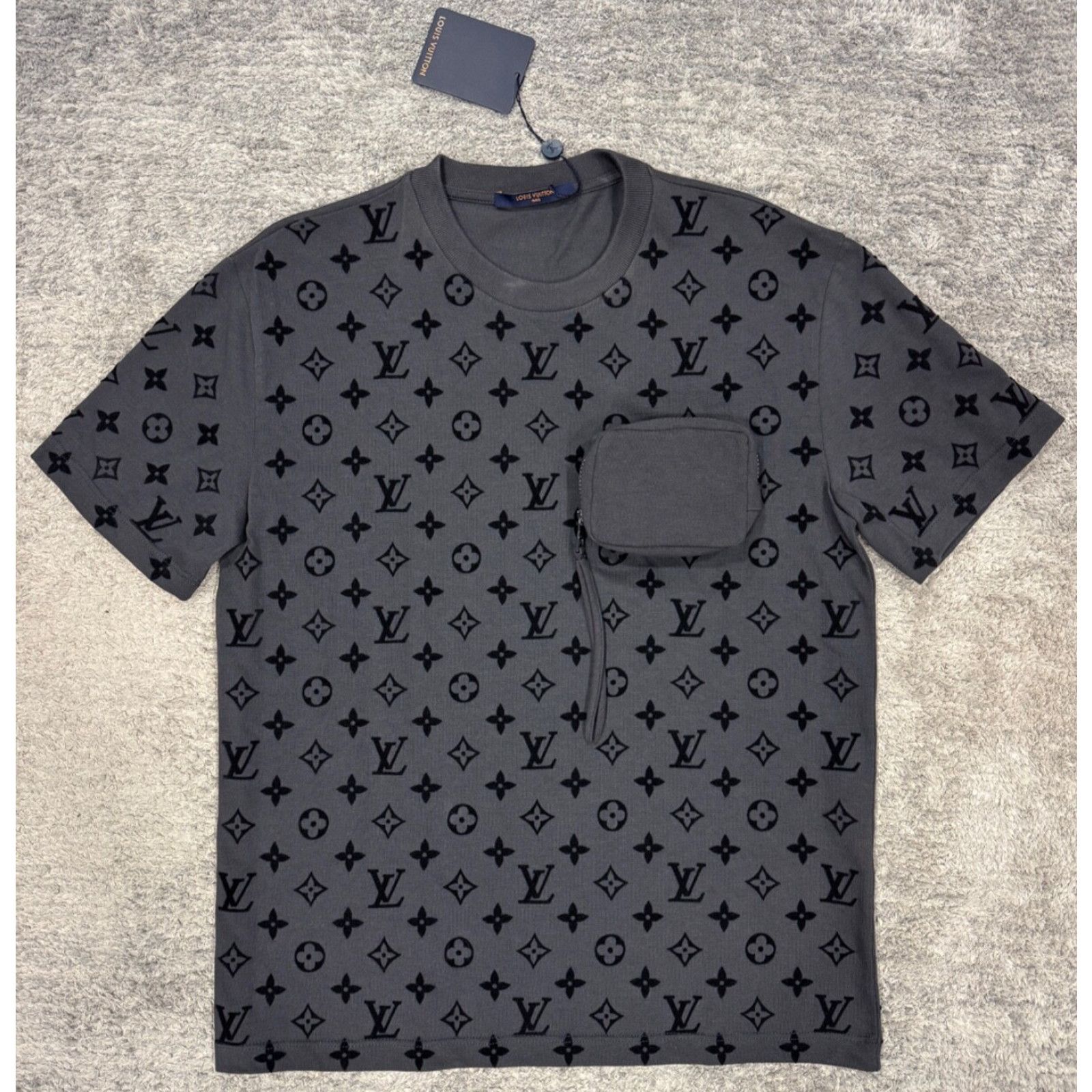 Louis Vuitton Louis Vuitton SS20 Velvet Monogram Black Logo Zip Pocket Size US M / EU 48-50 / 2 - 2 Thumbnail