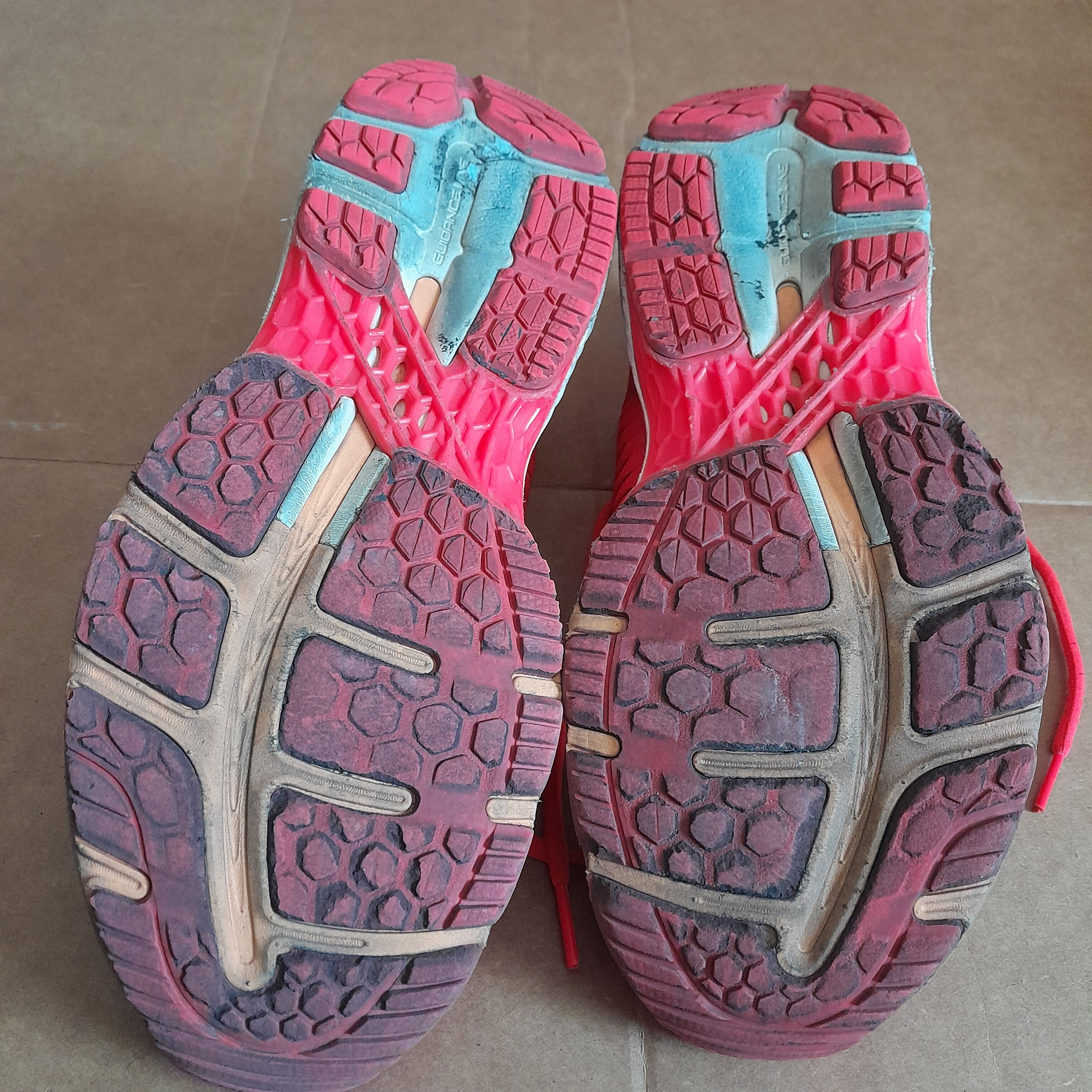Other Saucony Oasis 2 Women's Red Running Sneakers Size US 8.5 / IT 38.5 - 6 Thumbnail