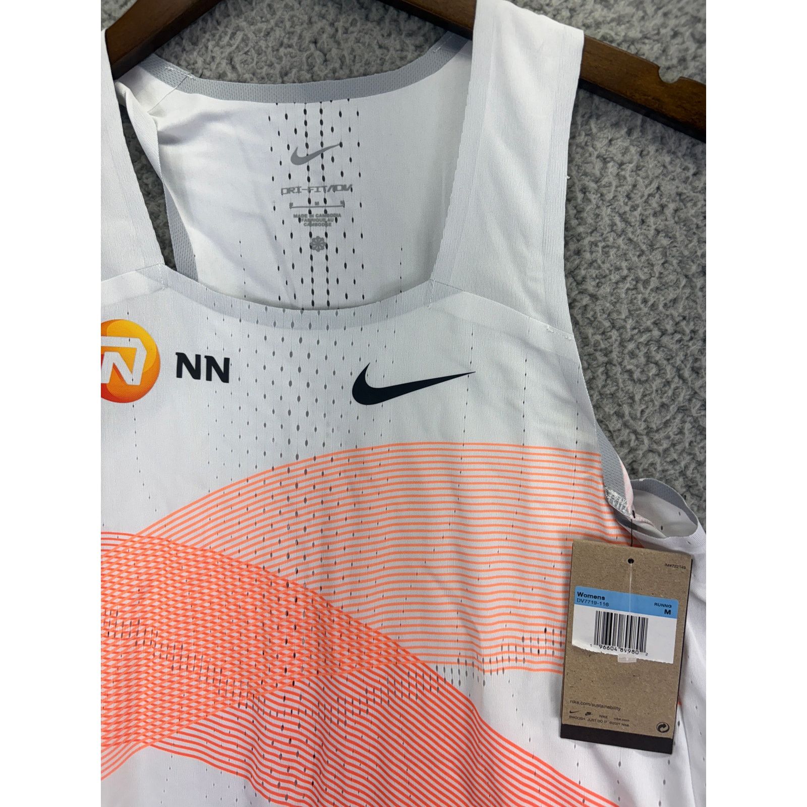 Nike Nike Dri ADV Aeroswift Track Running Singlet Womens Medium M Size M / US 6-8 / IT 42-44 - 5 Thumbnail