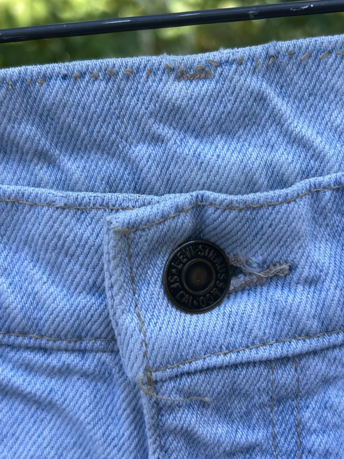 Levi's × Vintage Vintage Levis 550 Faded Light Wash Made In USA RARE Size US 30 / EU 46 - 7 Thumbnail