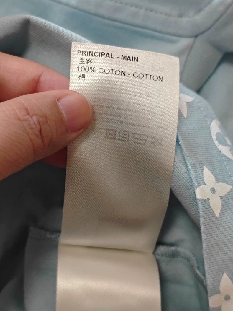Louis Vuitton Louis Vuitton Light Blue Gradient Print Short Sleeve 2501-N Size US L / EU 52-54 / 3 - 4 Thumbnail