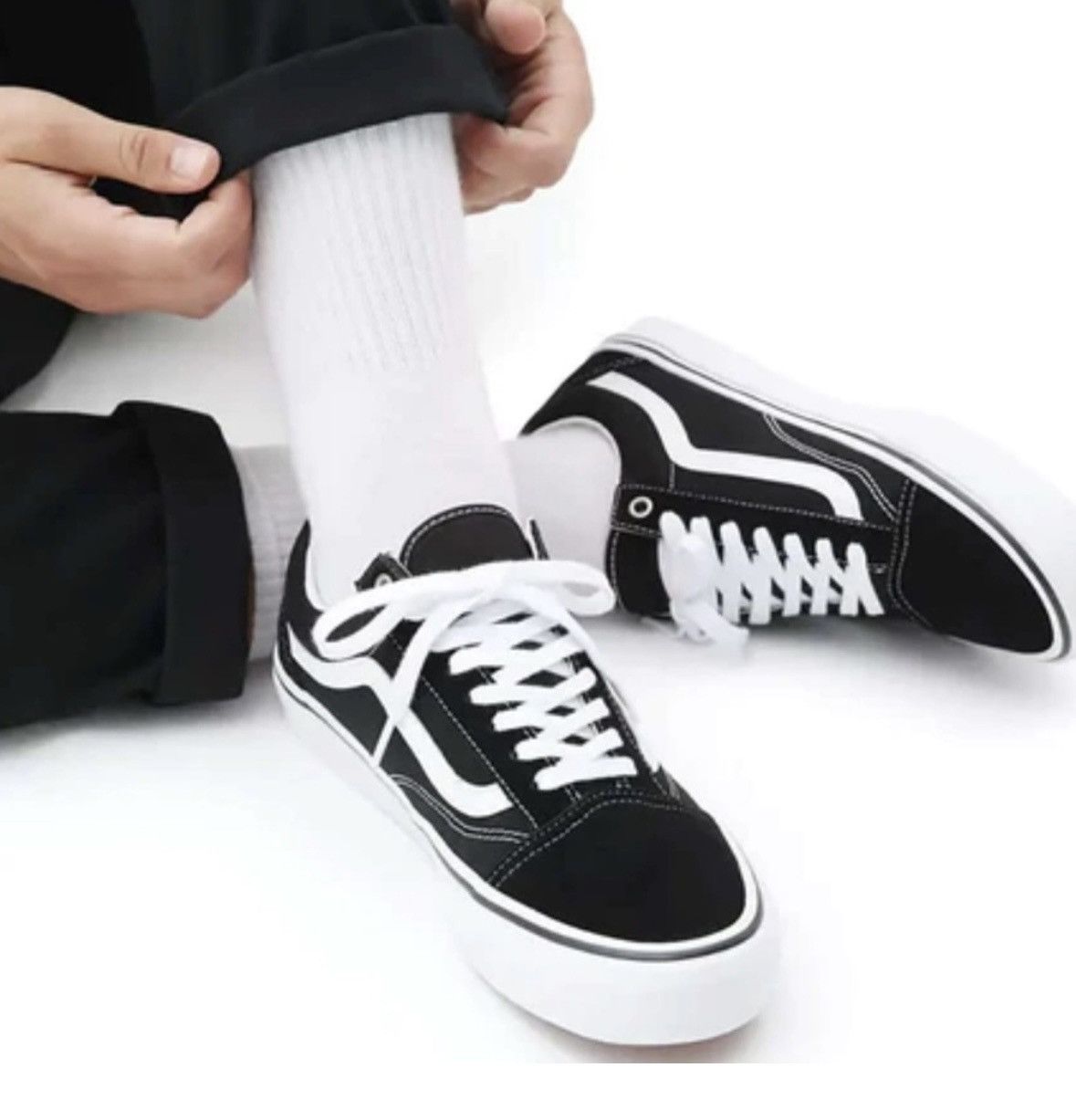 Vans Vans Old Skool Shoes Black White Low Top Sneakers Size US 12 / EU 45 - 6 Thumbnail