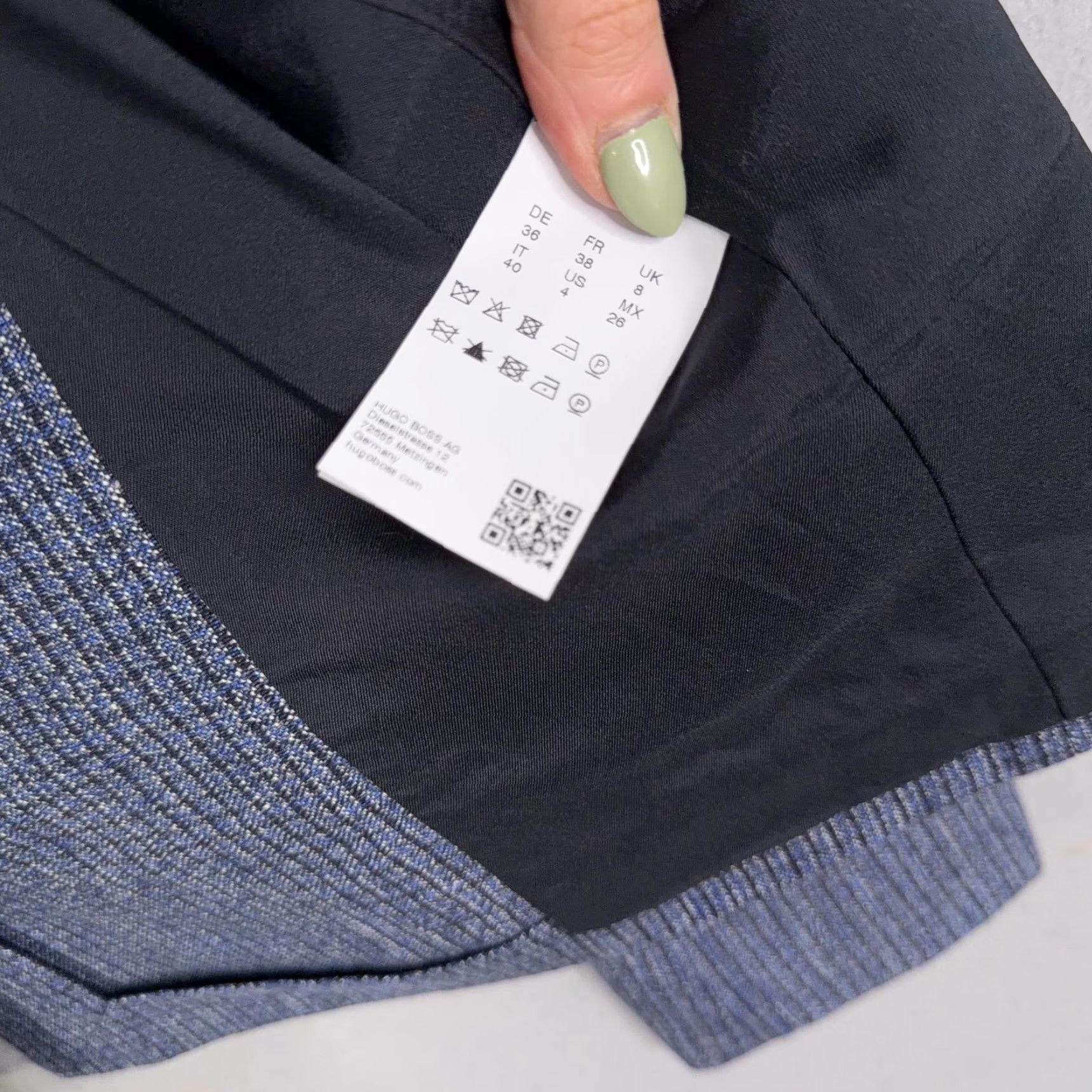 Vintage Boss Blazer Womens 4 Blue Check Double Breasted Short Jacket Tailored Workwear Blazer Women Medium? Size 27" / US 4 / IT 40 - 5 Thumbnail