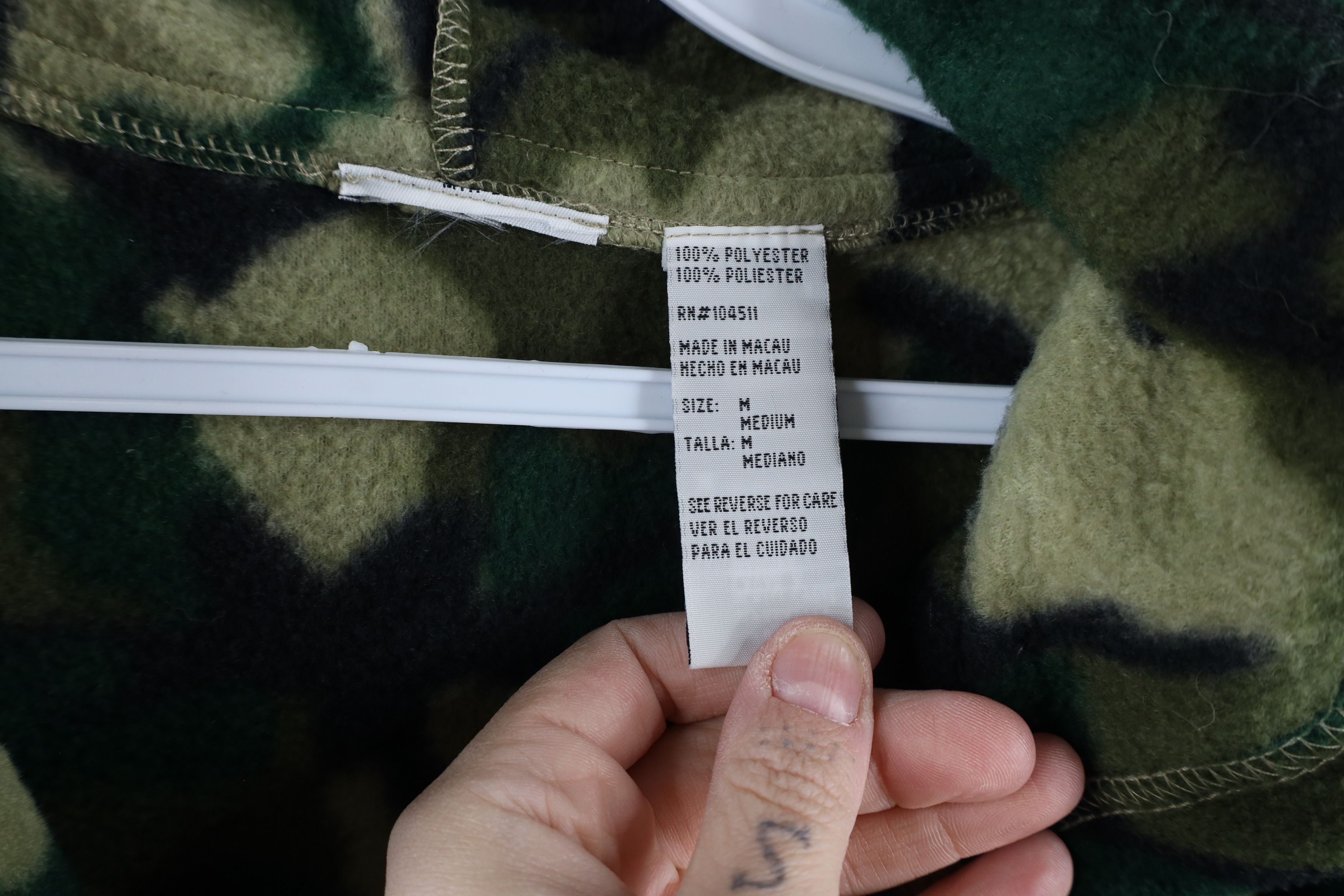 Vintage Vintage 90s Y2K Streetwear Camouflage Half Zip Fleece Hoodie Size US M / EU 48-50 / 2 - 8 Thumbnail