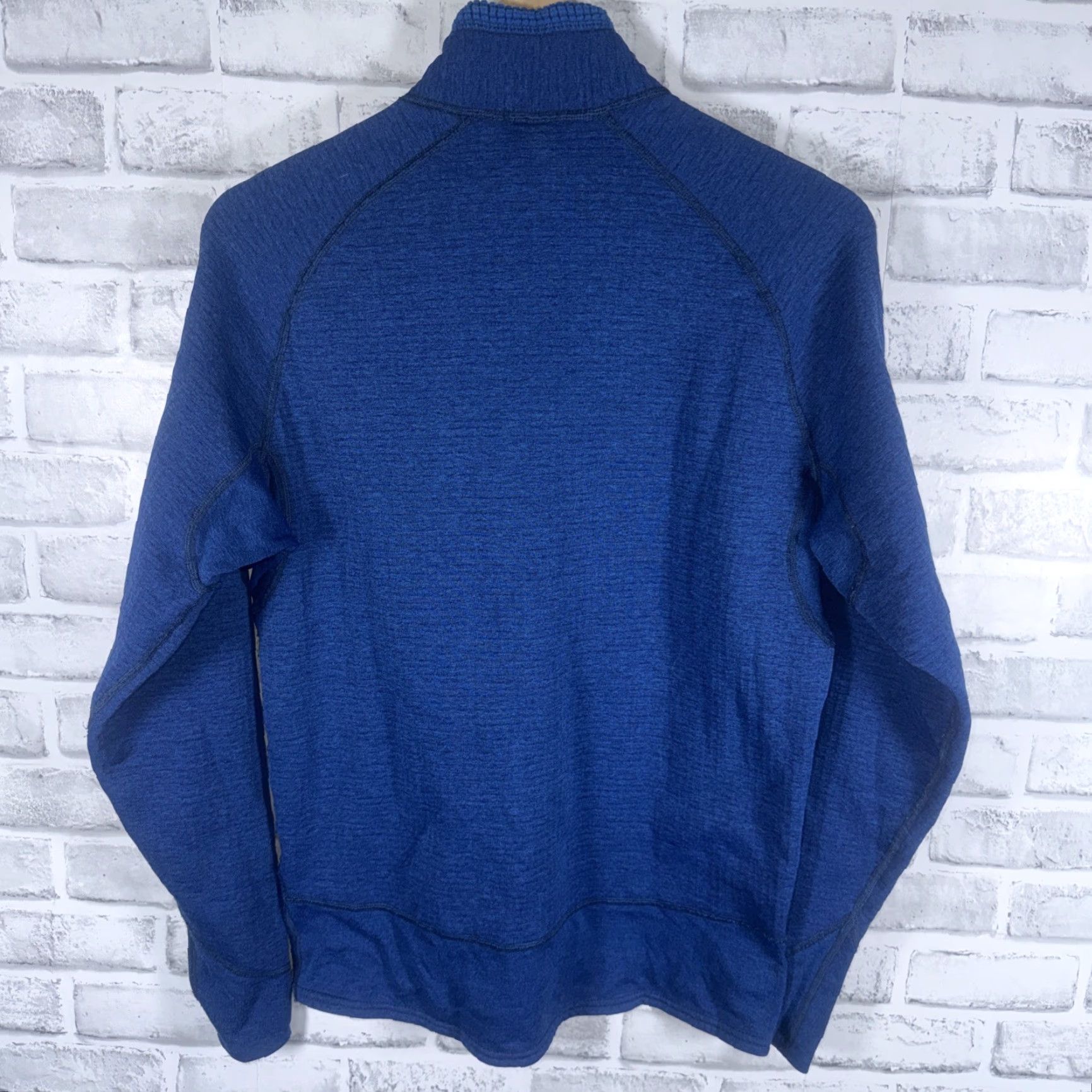 Patagonia Patagonia Half Zip Pullover Mens Size M Blue Pullover Zip Casual Activewear Mens M Blue Patagonia Half Zip Pullover Size US M / EU 48-50 / 2 - 4 Thumbnail