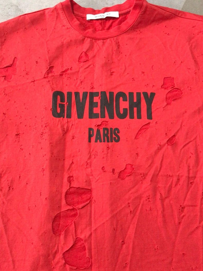 Givenchy Givenchy Ripped Short Sleeve T-Shirt Red Big Destruction Size US XS / EU 42 / 0 - 3 Thumbnail