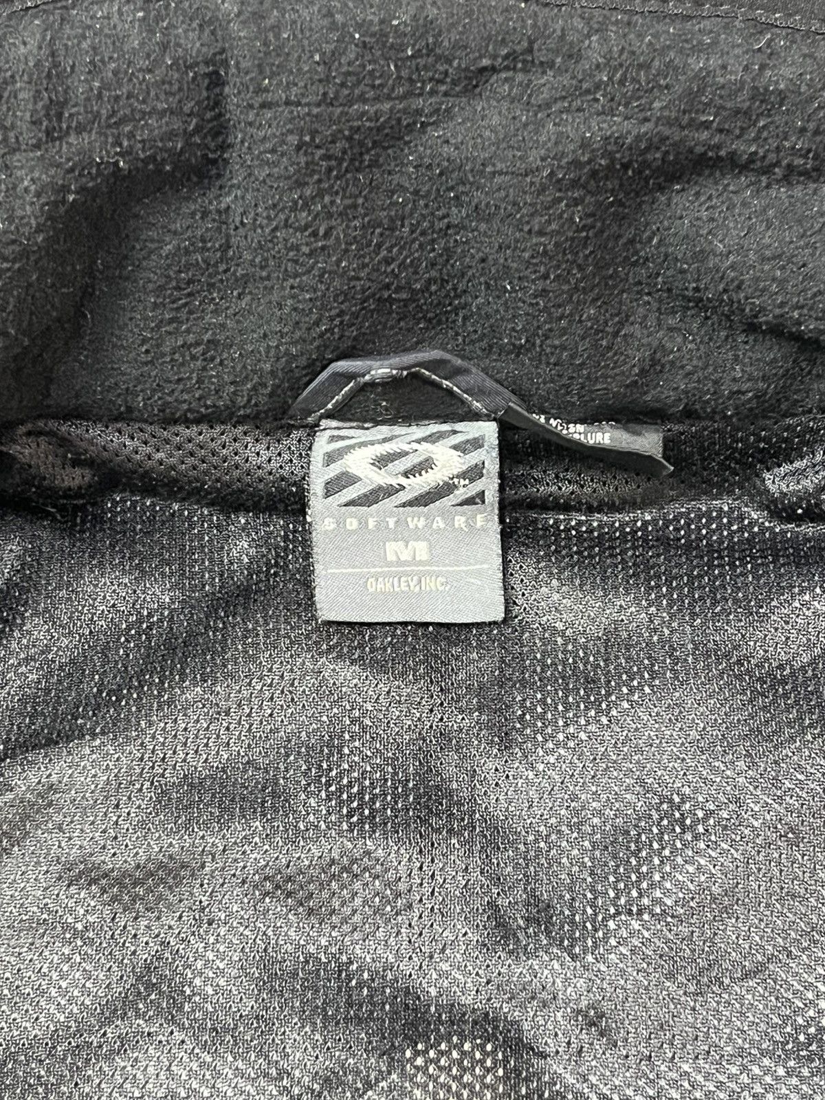 Oakley Oakley Center Logo Size US M / EU 48-50 / 2 - 11 Thumbnail