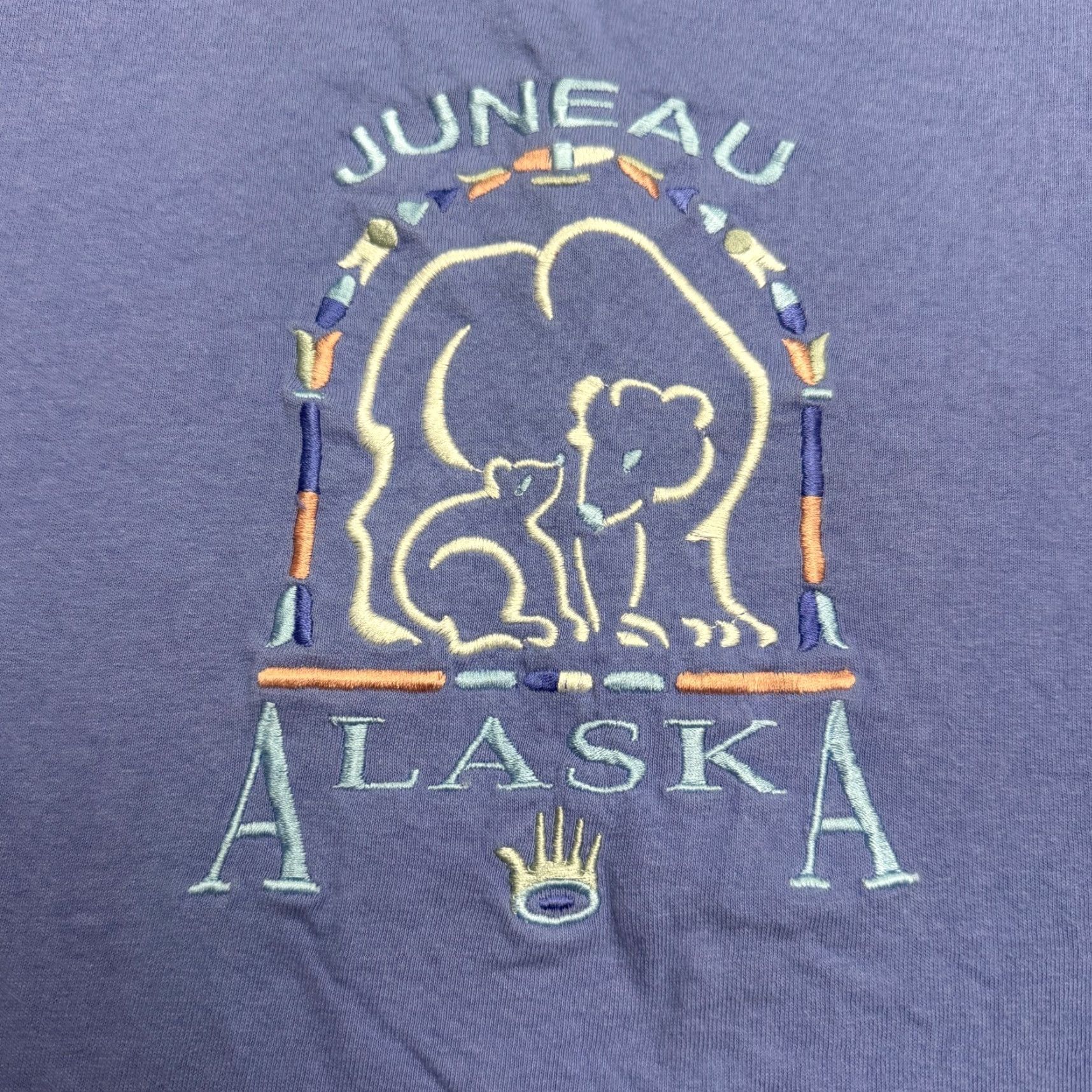 Gildan Gildan Heavy Cotton Juneau Alaska Embroidered T-Shirt Mens Large Blue Crew Tee Size US L / EU 52-54 / 3 - 3 Thumbnail