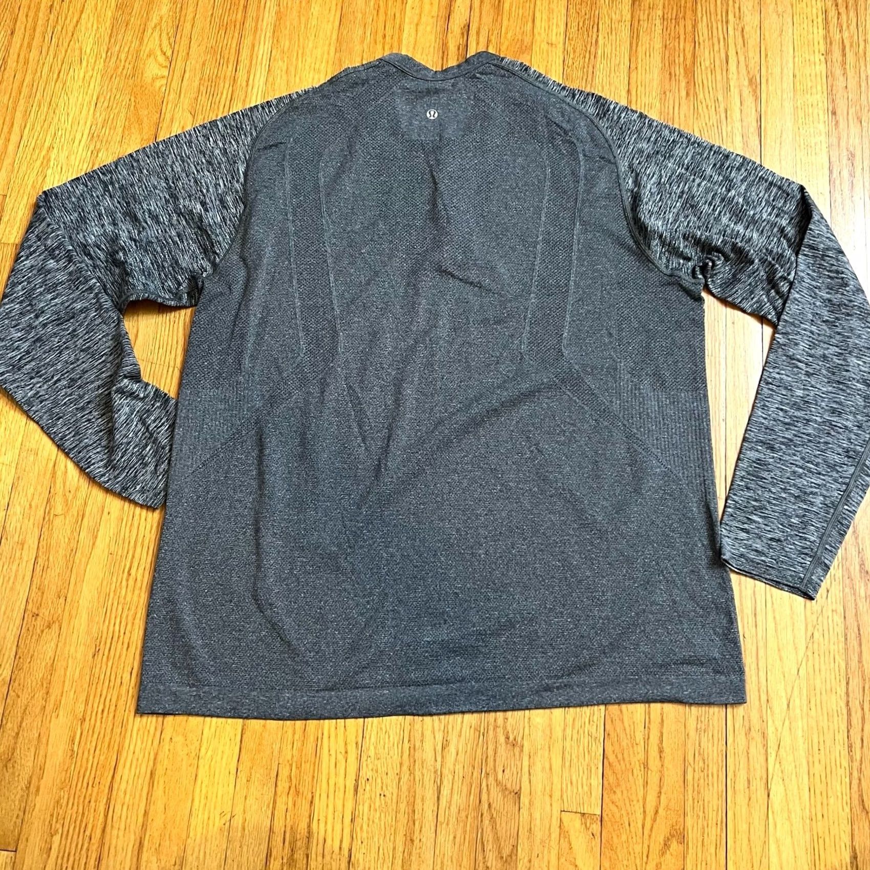Lululemon Lululemon Shirt Mens XL Metal Vent Tech Long Sleeve Henley Gray Performance Size US XL / EU 56 / 4 - 2 Thumbnail