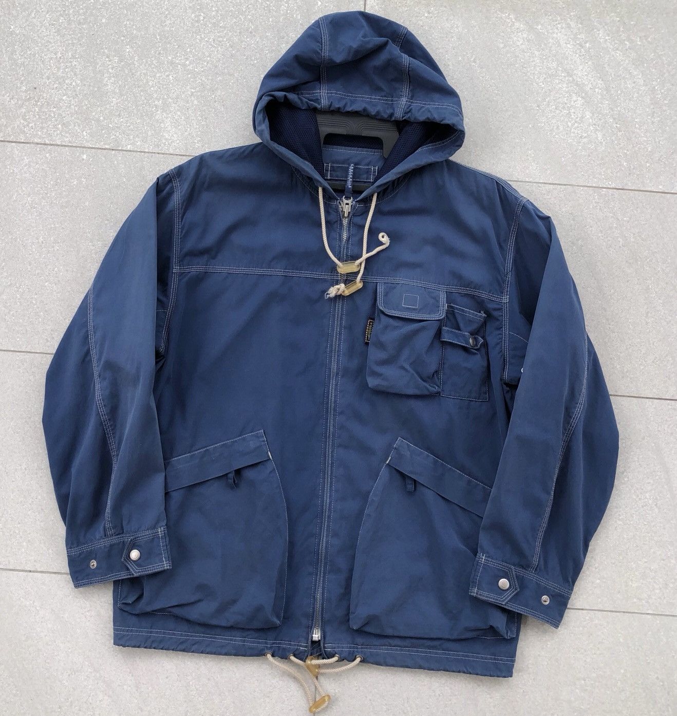 Vintage Vintage Japanese Brand Crocodile Windbreaker Hoodies Jacket Size US M / EU 48-50 / 2 - 1 Thumbnail