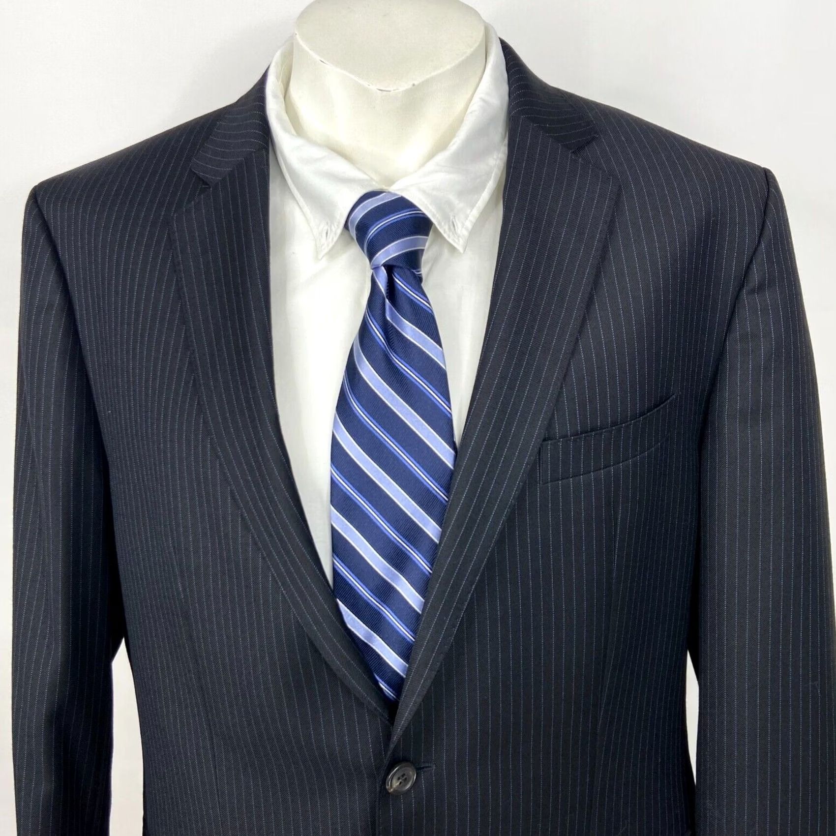 Hugo Boss Hugo Boss 42R Mens Sport Coat Navy Blue - Size 42 - Wool Jacket - Classic Style Size US XS / EU 42 / 0 - 2 Thumbnail
