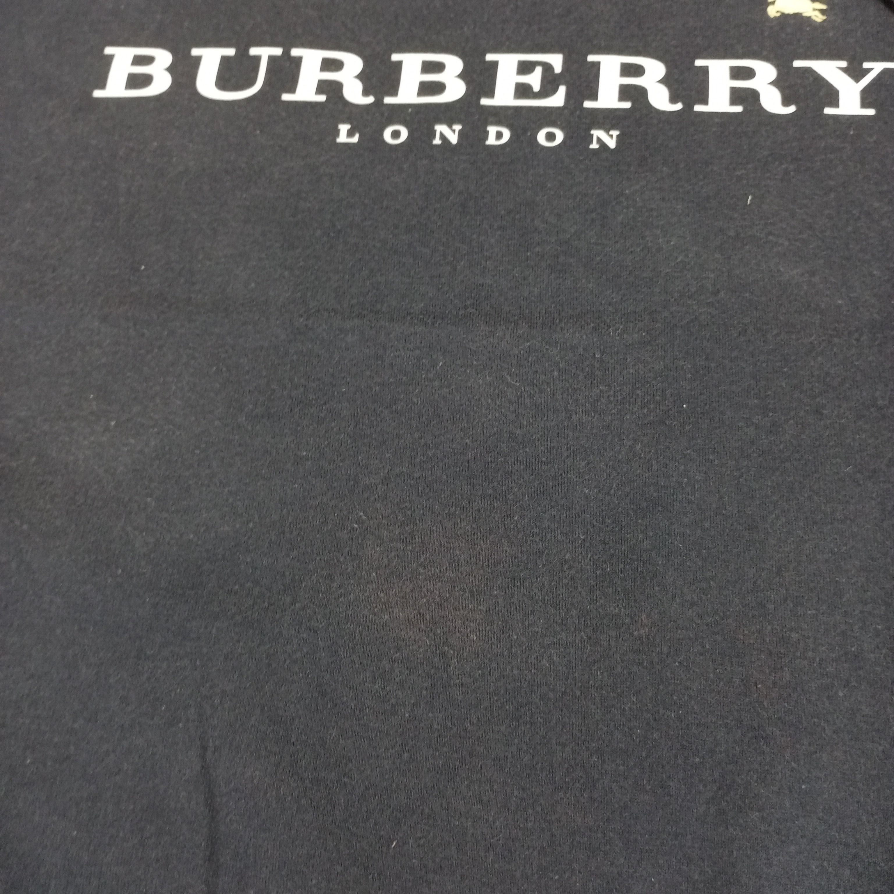 Burberry Burberry London Small Logo Design Custom Art Tshirt Size US L / EU 52-54 / 3 - 7 Thumbnail