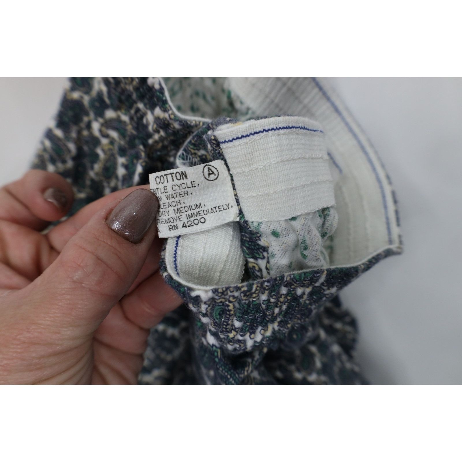 Vintage Vintage 70s Streetwear 2 Piece Flannel Paisley Pajamas Size US S / EU 44-46 / 1 - 15 Thumbnail