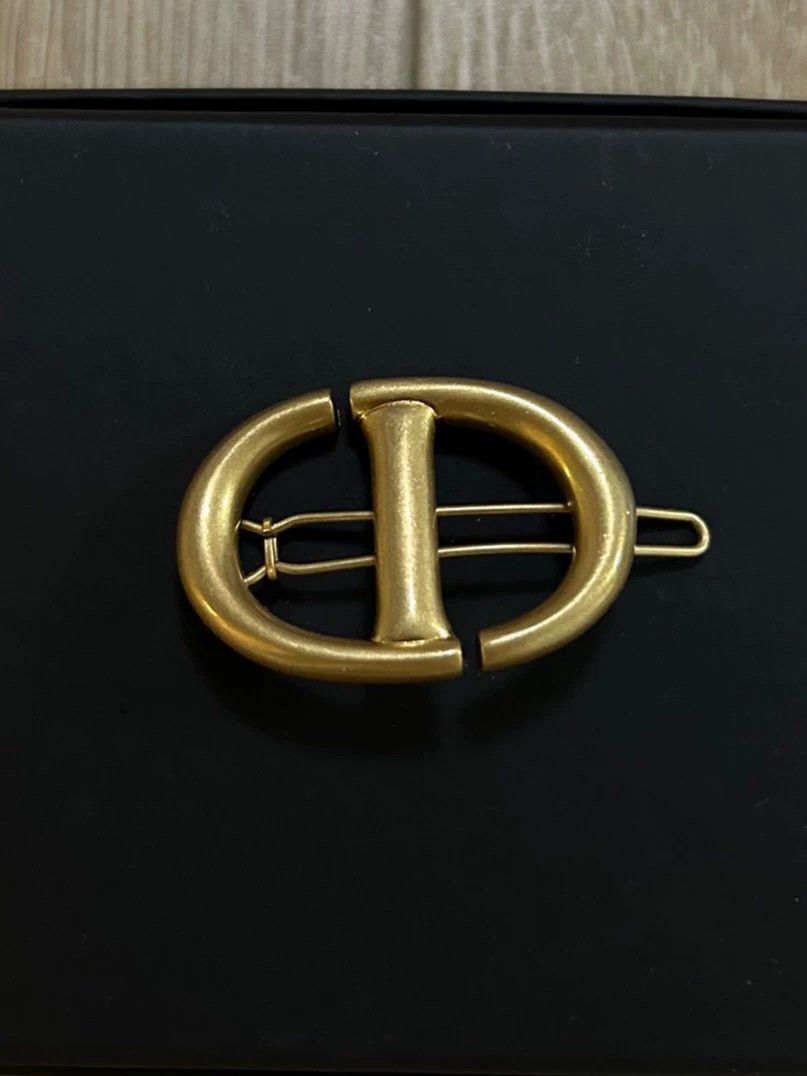Dior Dior Logo Hair Clip New Unused Authentic Size ONE SIZE - 1 Thumbnail