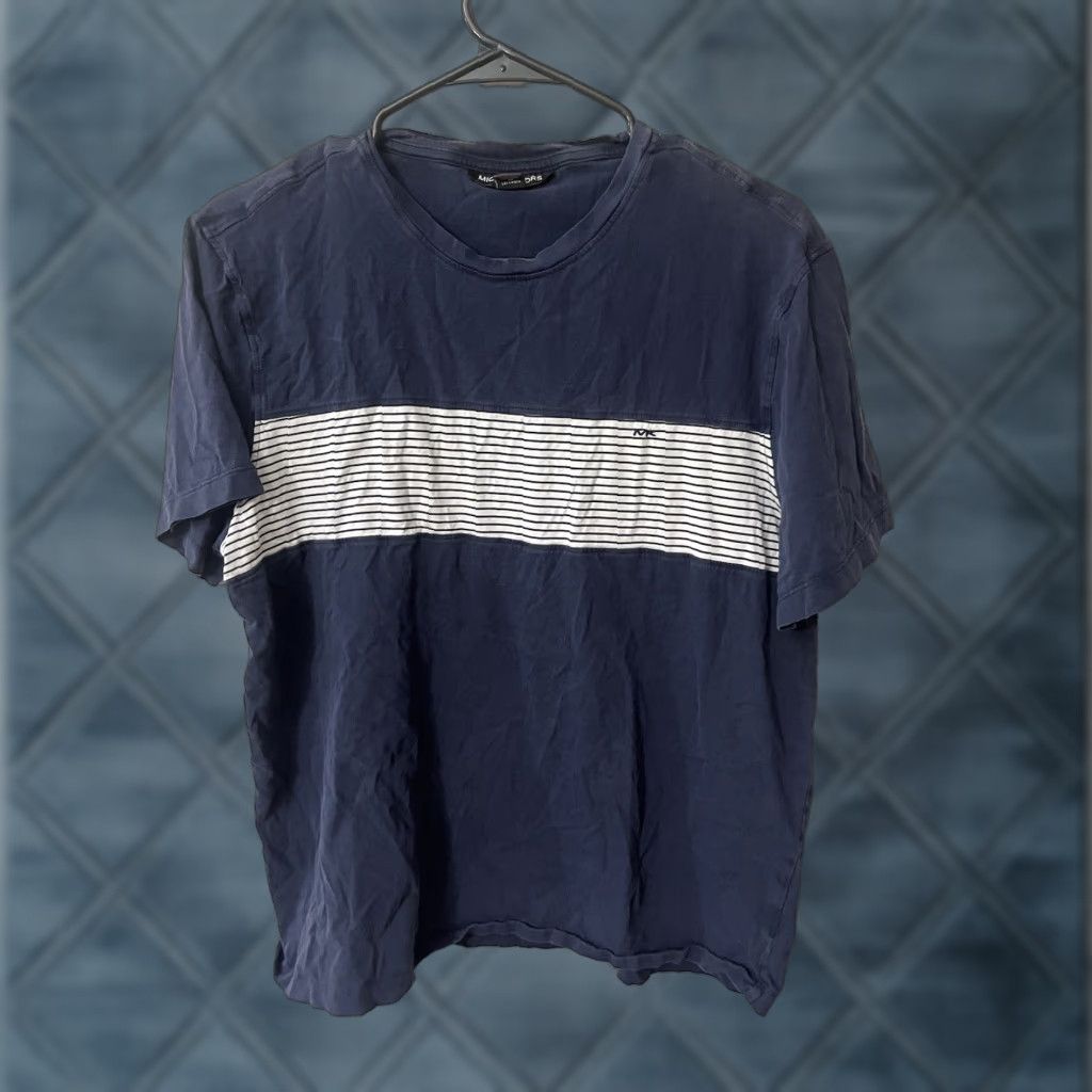 Michael Kors Michael Kors T-Shirt Large Crew Neck Short Sleeve Blue Solid Mens Casual Size US L / EU 52-54 / 3 - 1 Thumbnail