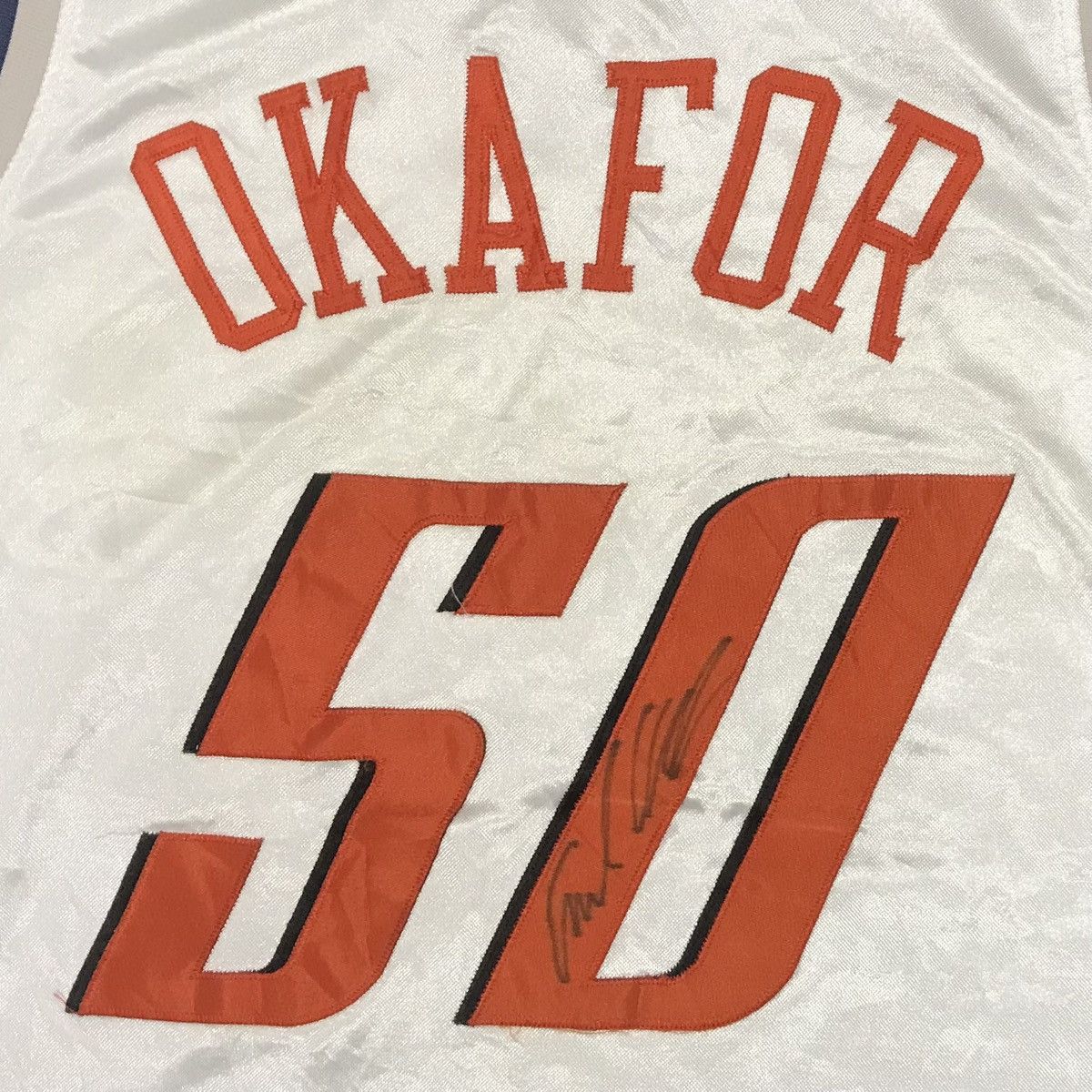 Other 04’ Charlotte Bobcat Emeka Okafor Aut Jersey Signed Reebok Size US L / EU 52-54 / 3 - 9 Thumbnail