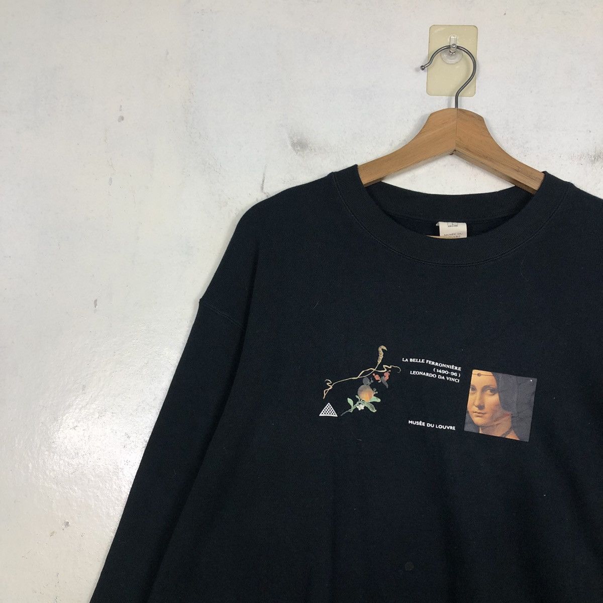Japanese Brand 📌Vintage Sweatshirt Musee Du Louvre Big Logo Size US L / EU 52-54 / 3 - 9 Thumbnail